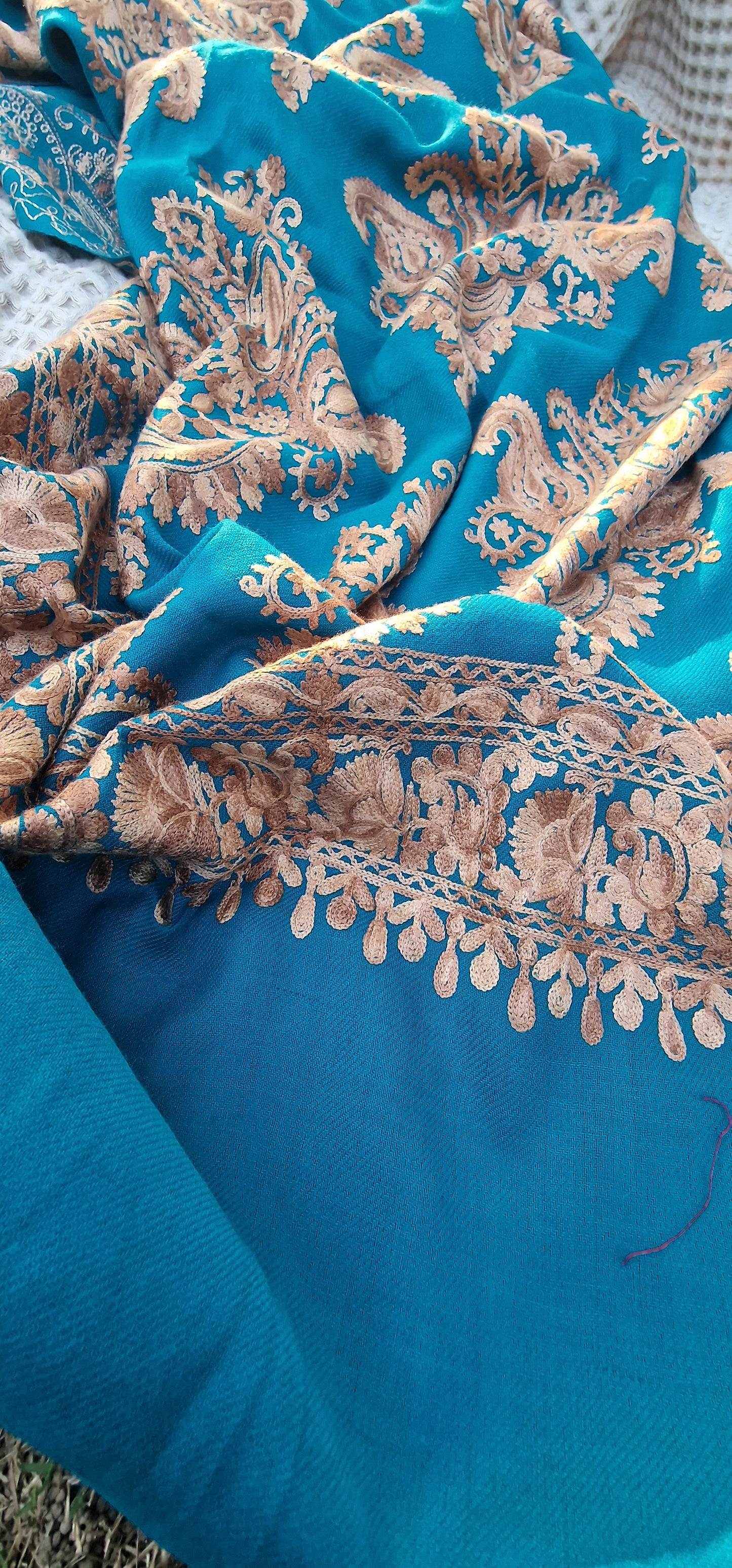 Embroidered shawls: woolen