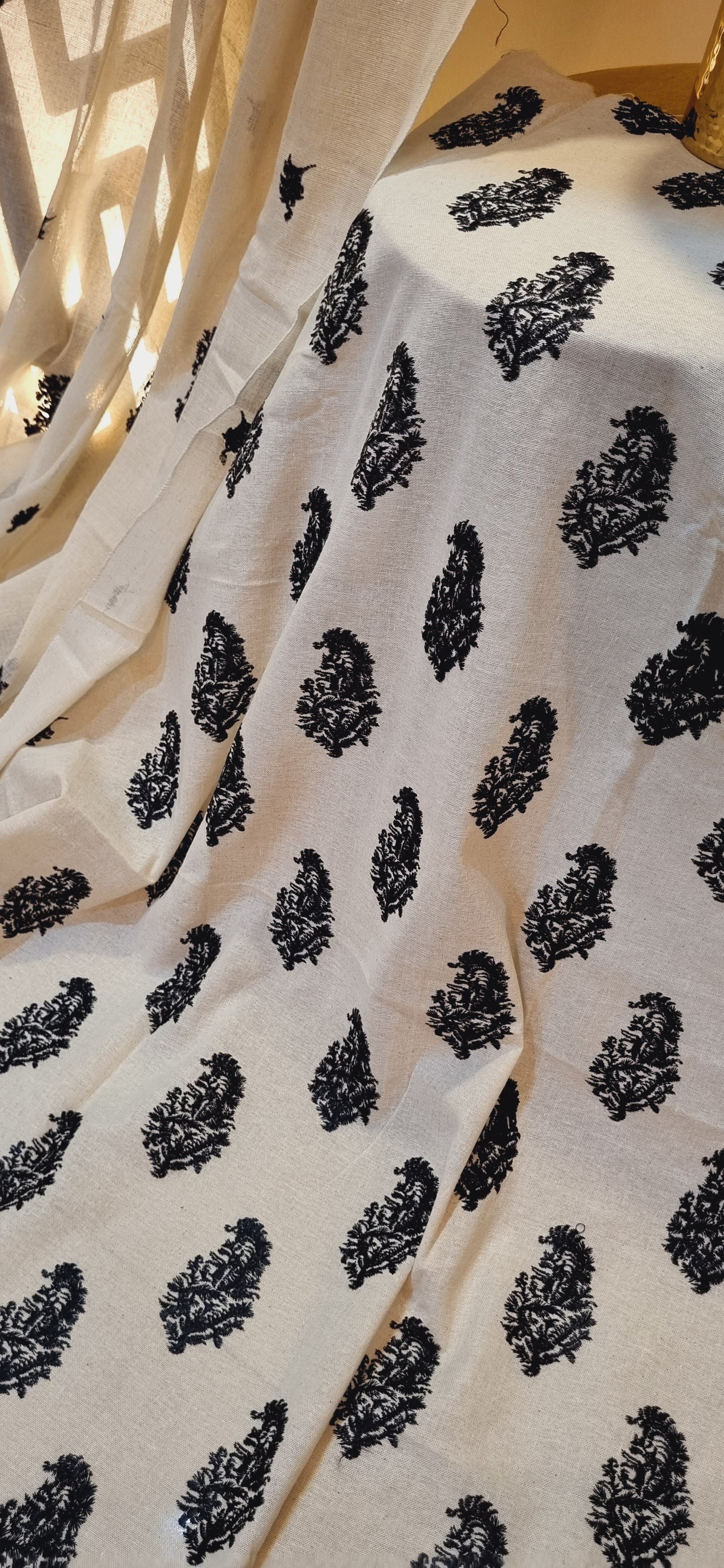 Sale: Embroidered suit: Three piece