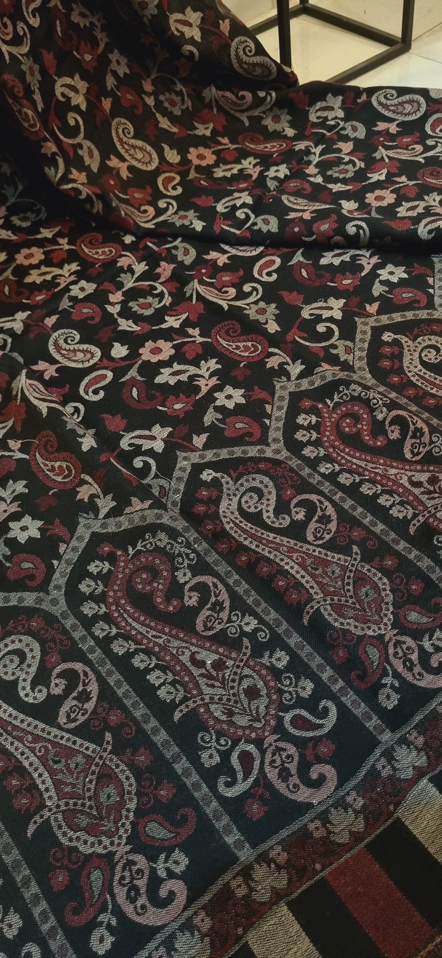 Kaani shawl: Woollen pashmina