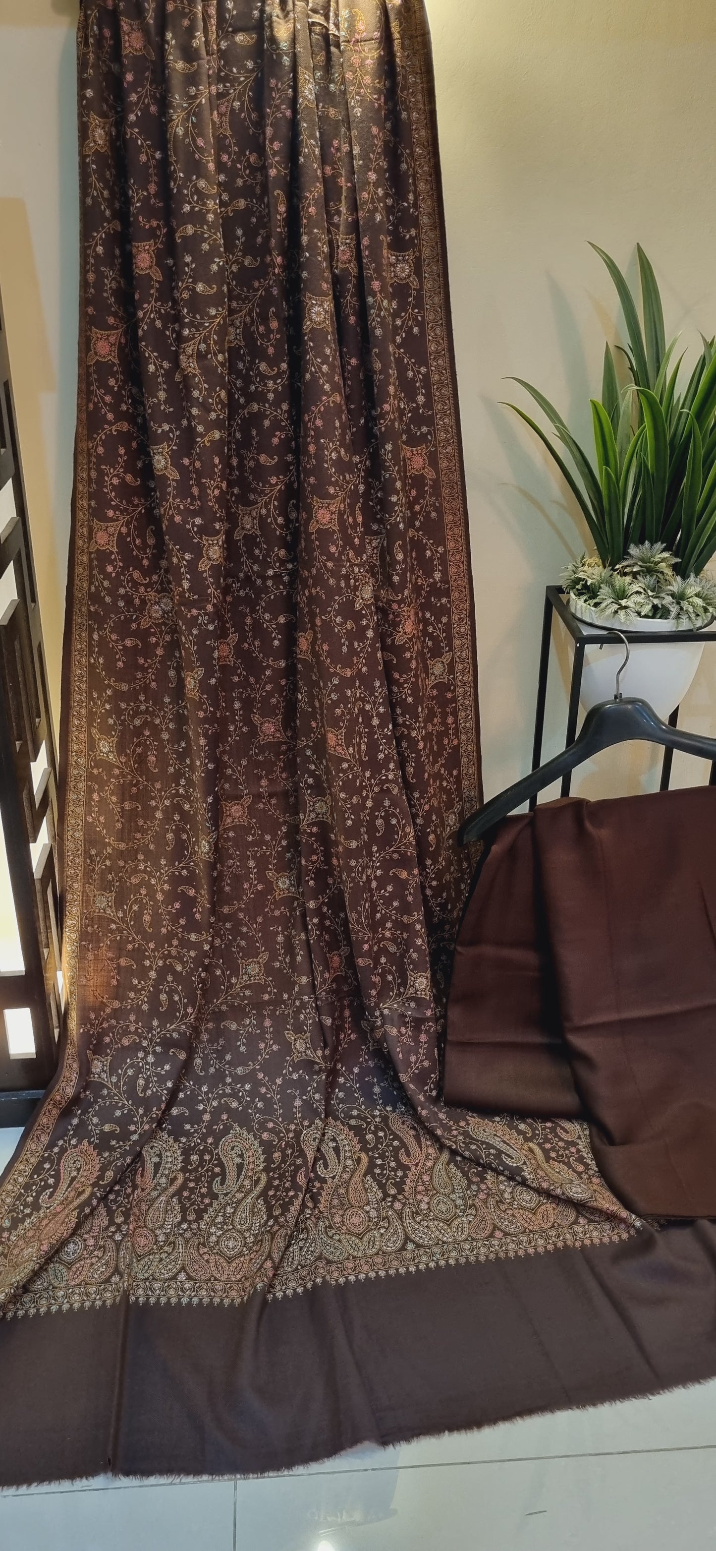 Embroidered suit: Three piece