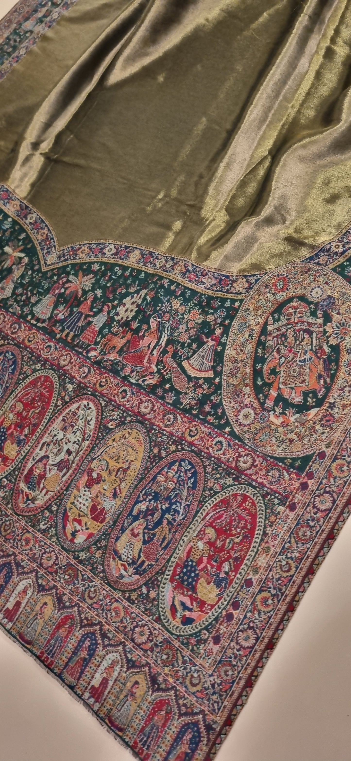 Sale :kaani shawl: Moonlight