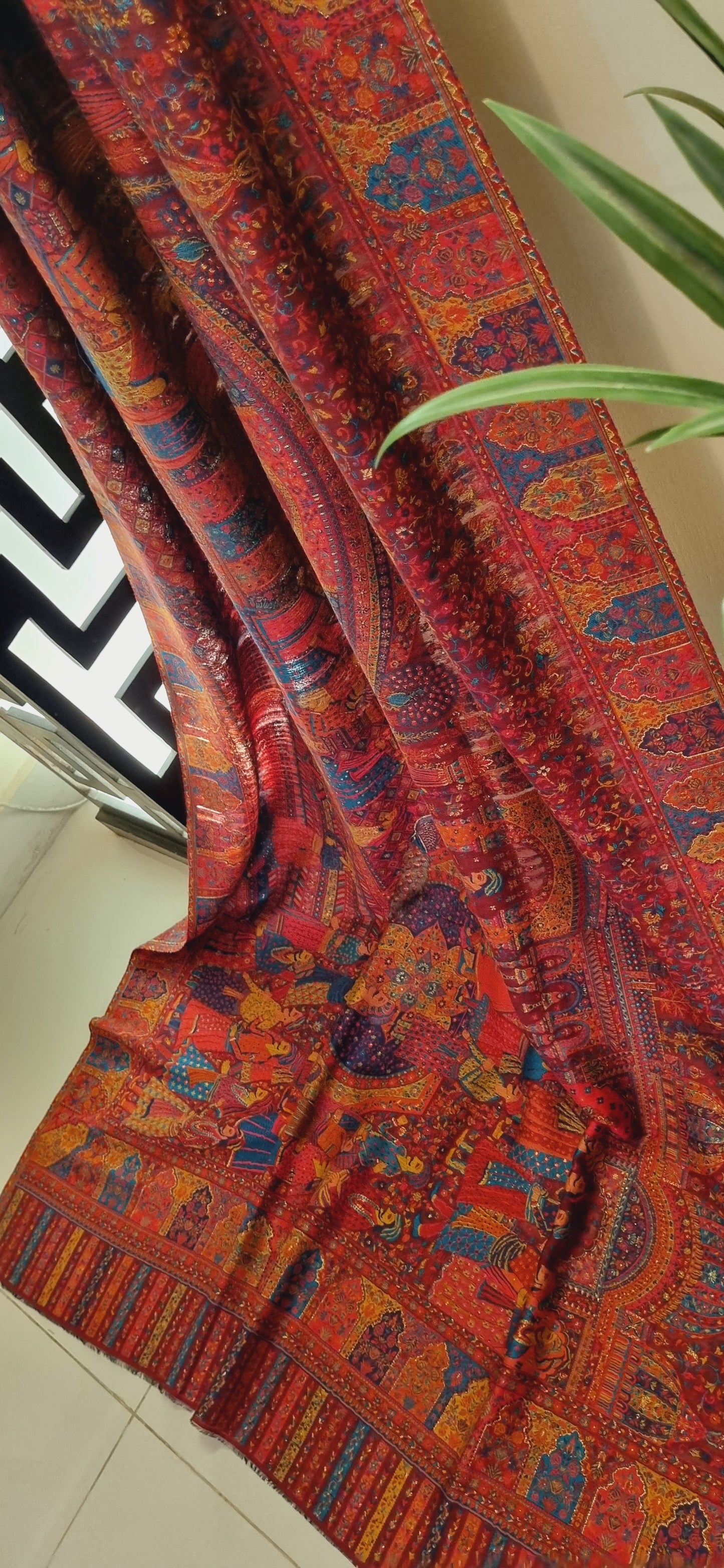 Shahjahani kaani shawl