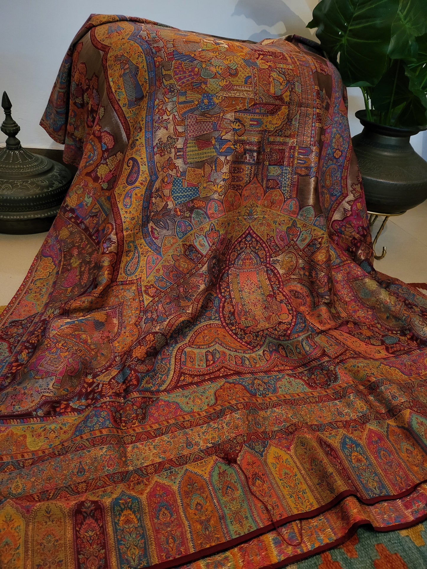 Shahjahan moonlight : Kaani shawl