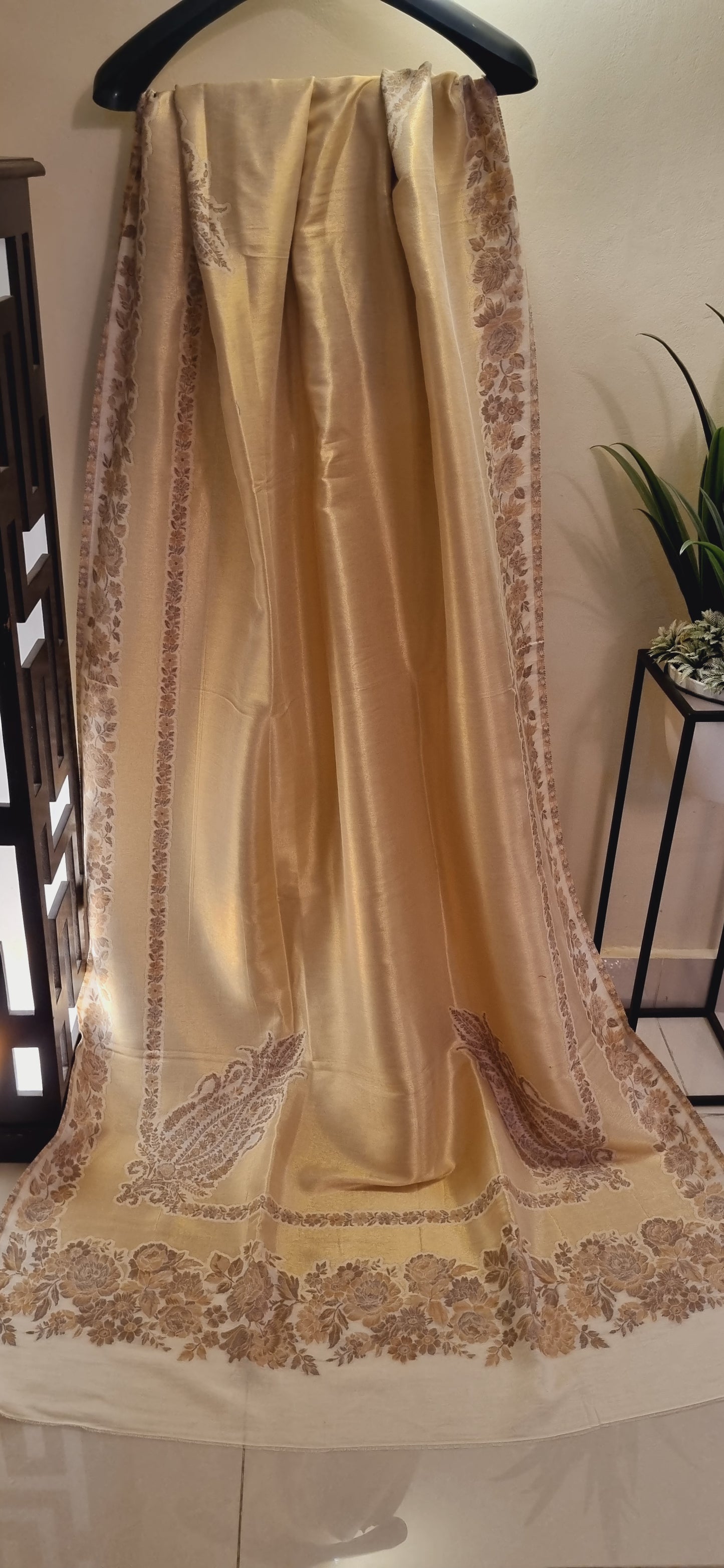 Kaani shawl: Moonlight