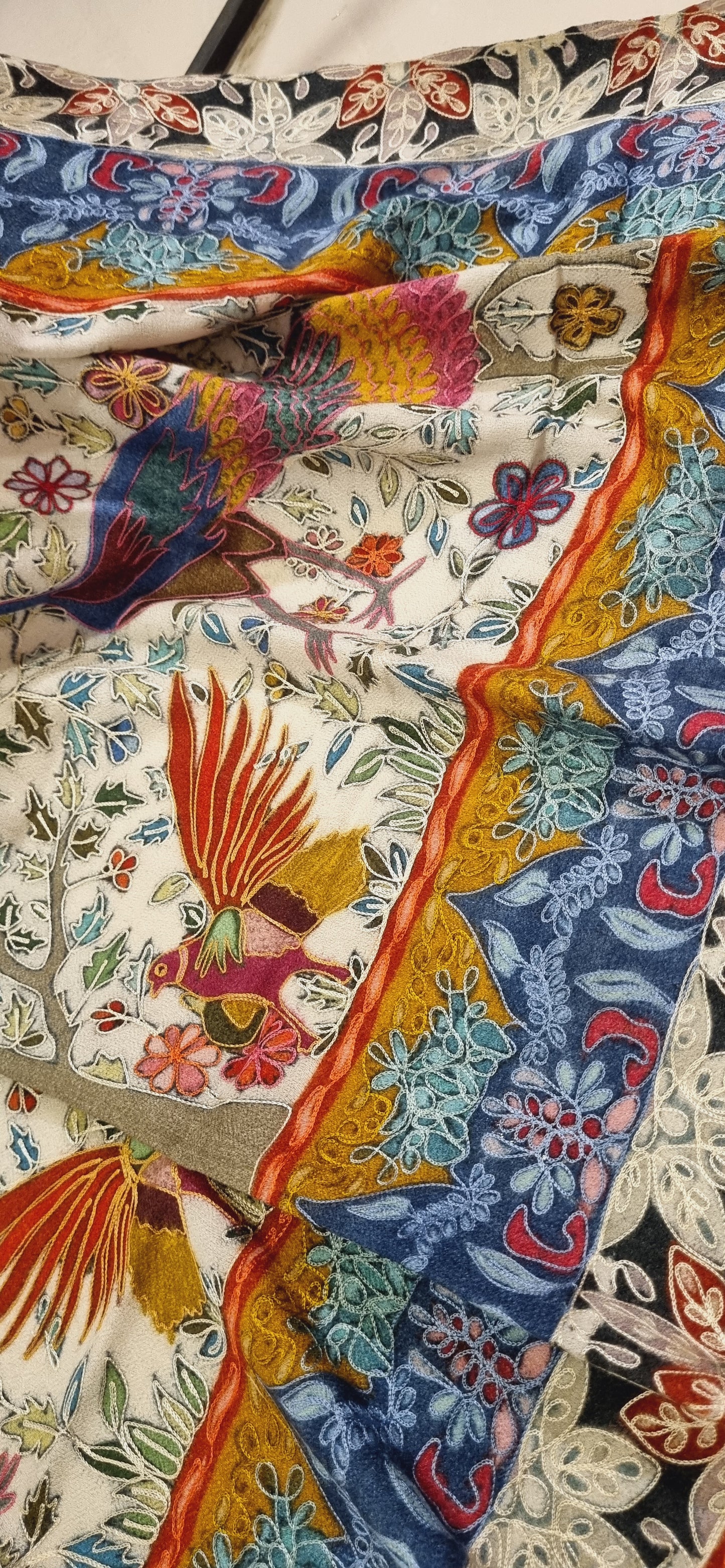 Embroidered Reelkar shawl