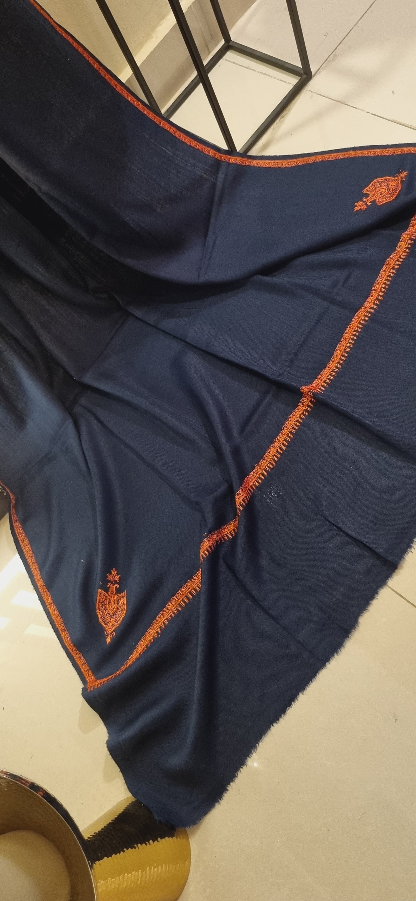 Embroidered shawls: woollen pashmina