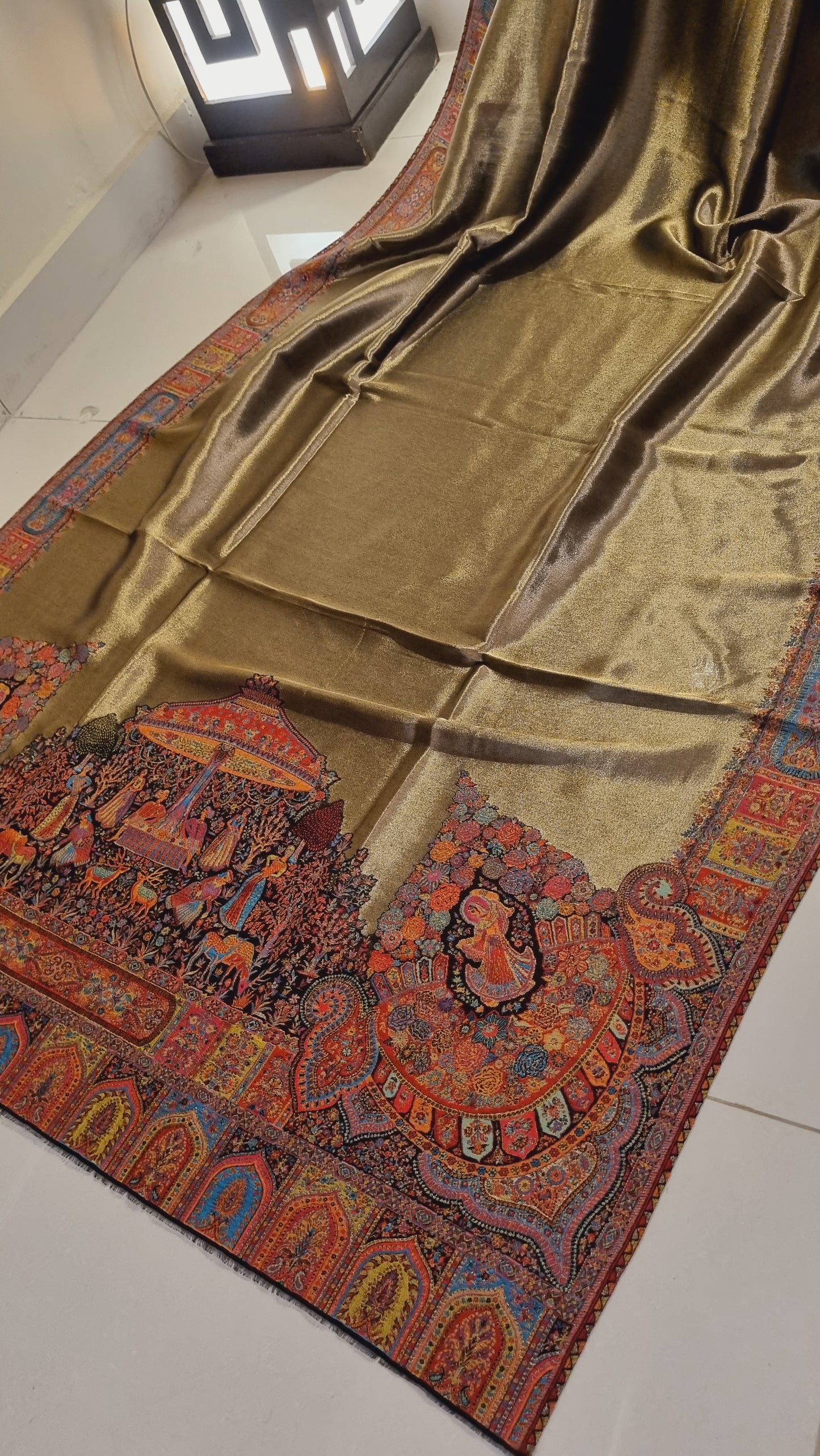 A Kaani shawl: Moonlight