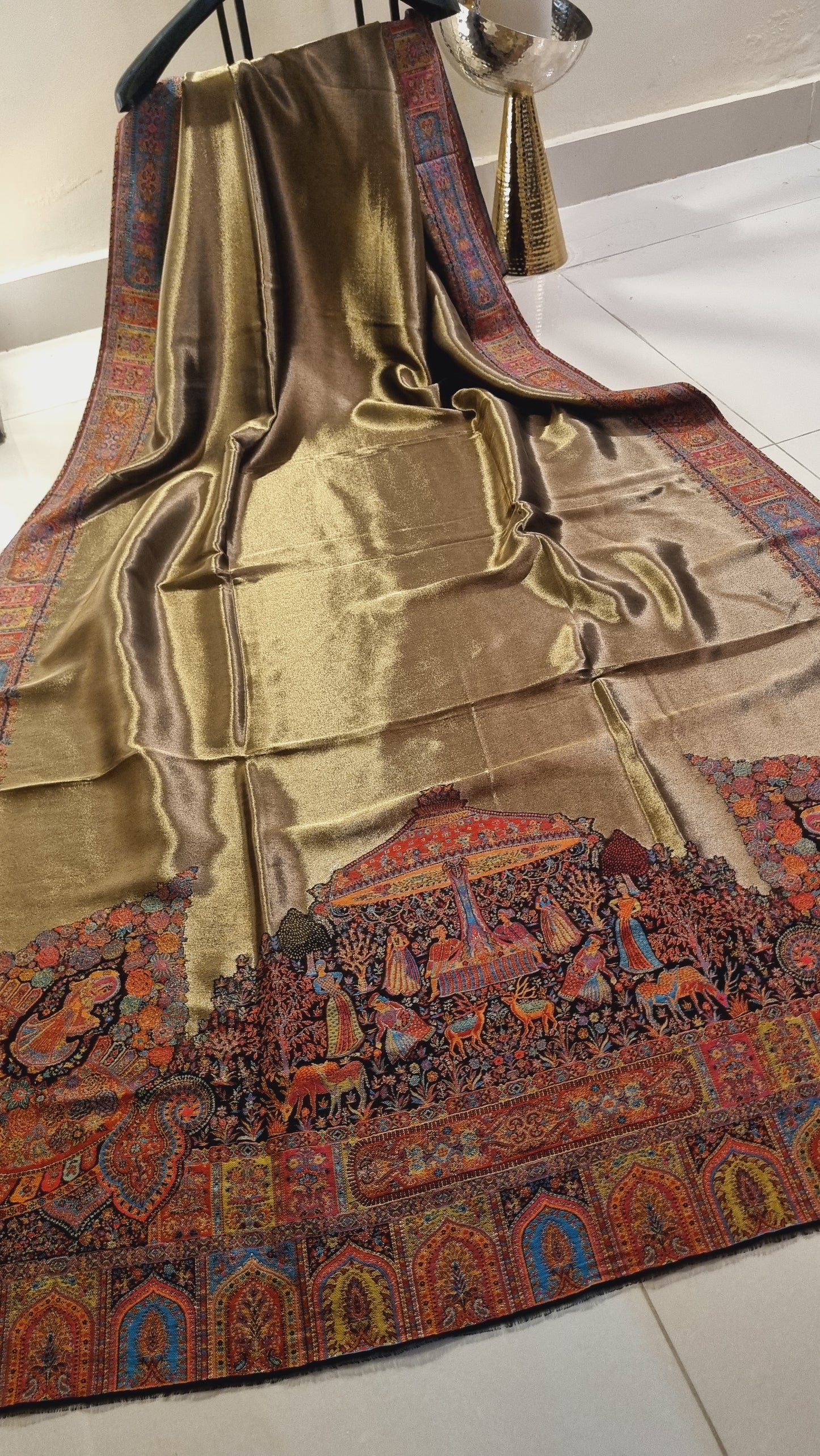 A Kaani shawl: Moonlight