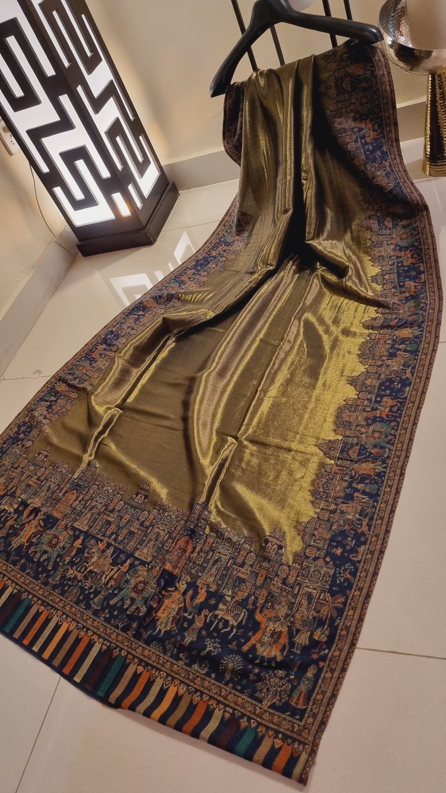 Kaani shawl: Moonlight