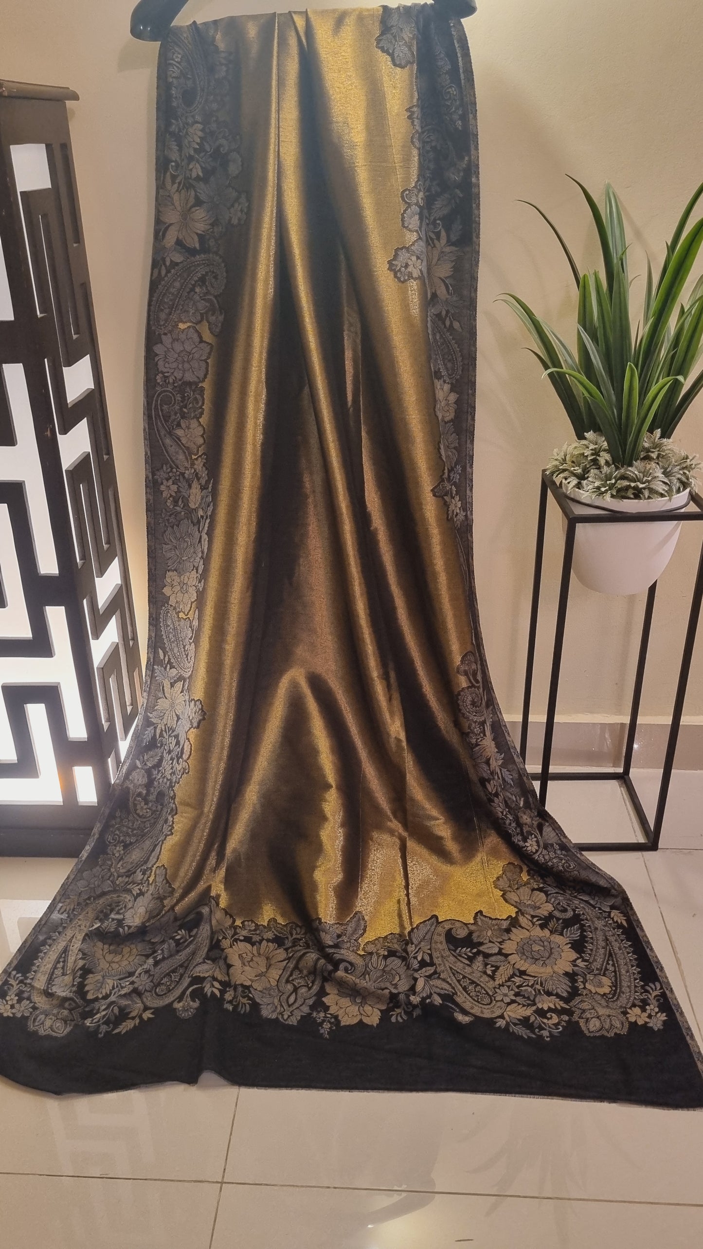 Kaani shawl: Moonlight