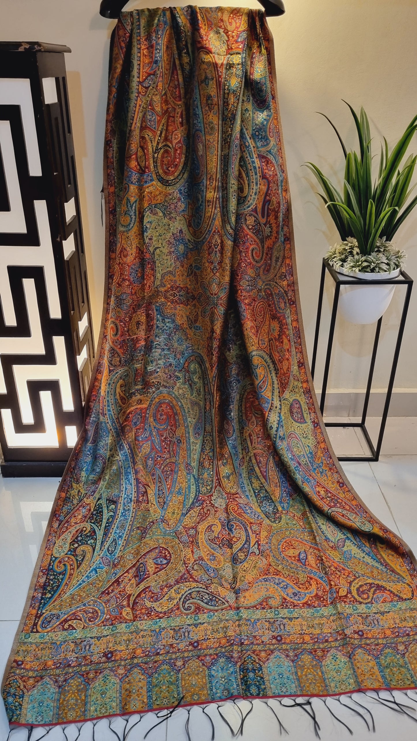 Kaani shawl: silk