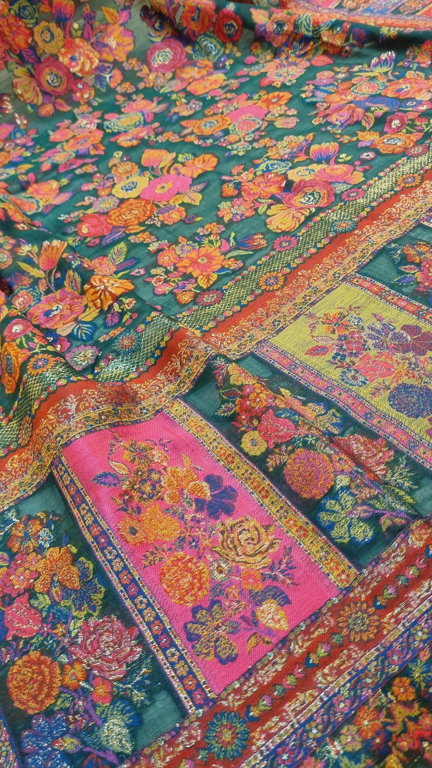 Kaani shawl: silk