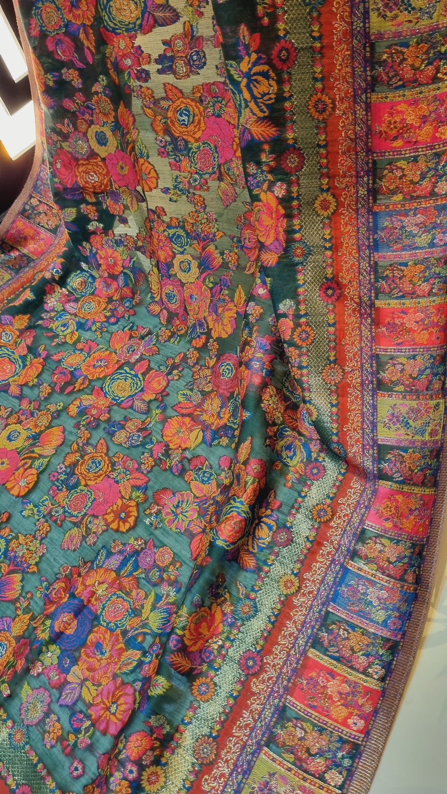 Kaani shawl: silk