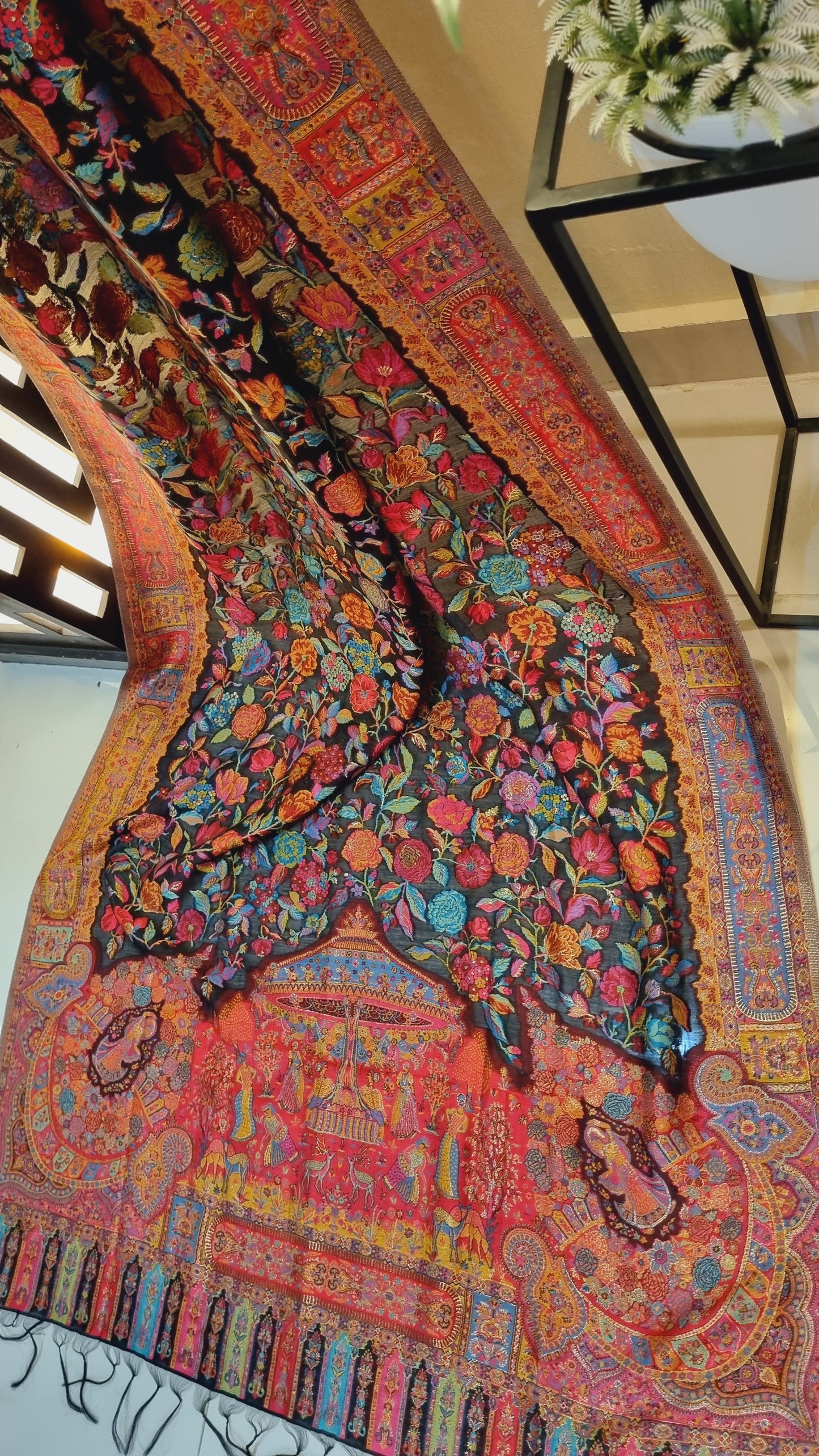 Kaani shawl: silk