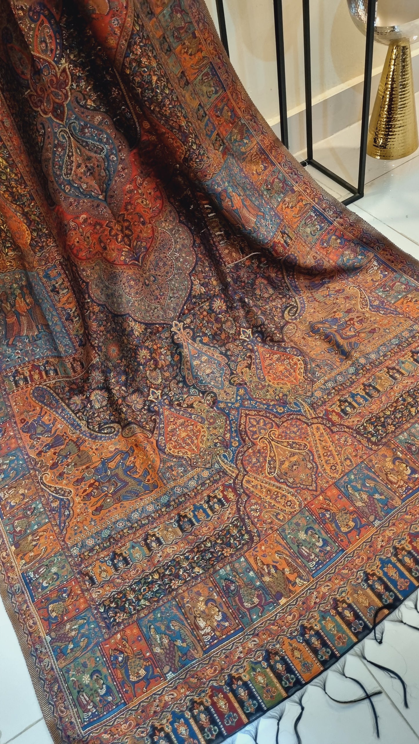Kaani shawl: silk