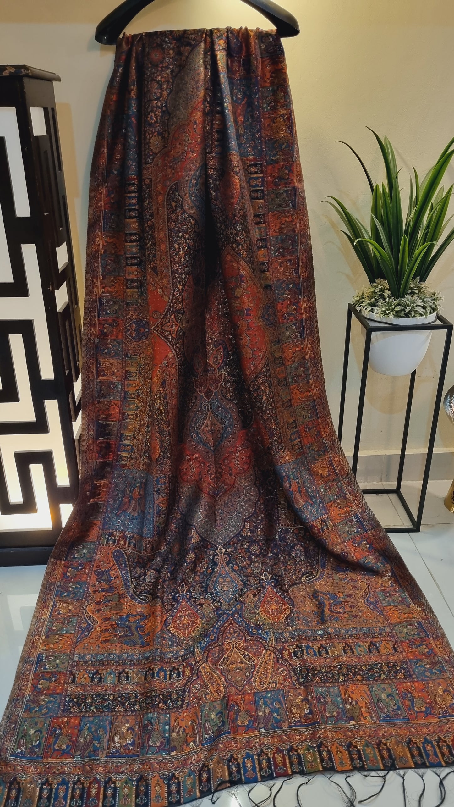 Kaani shawl: silk