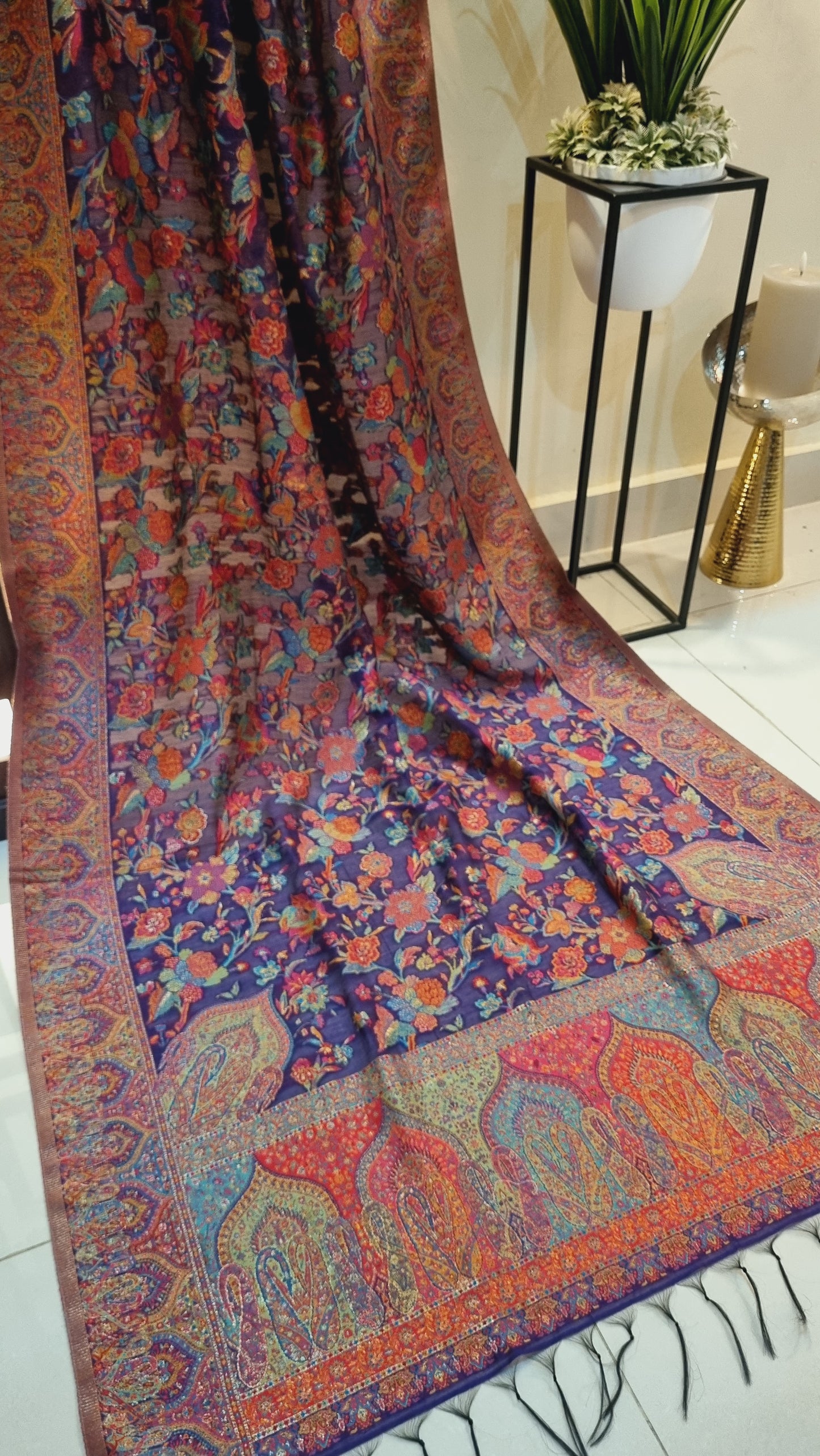 Kaani shawl: silk