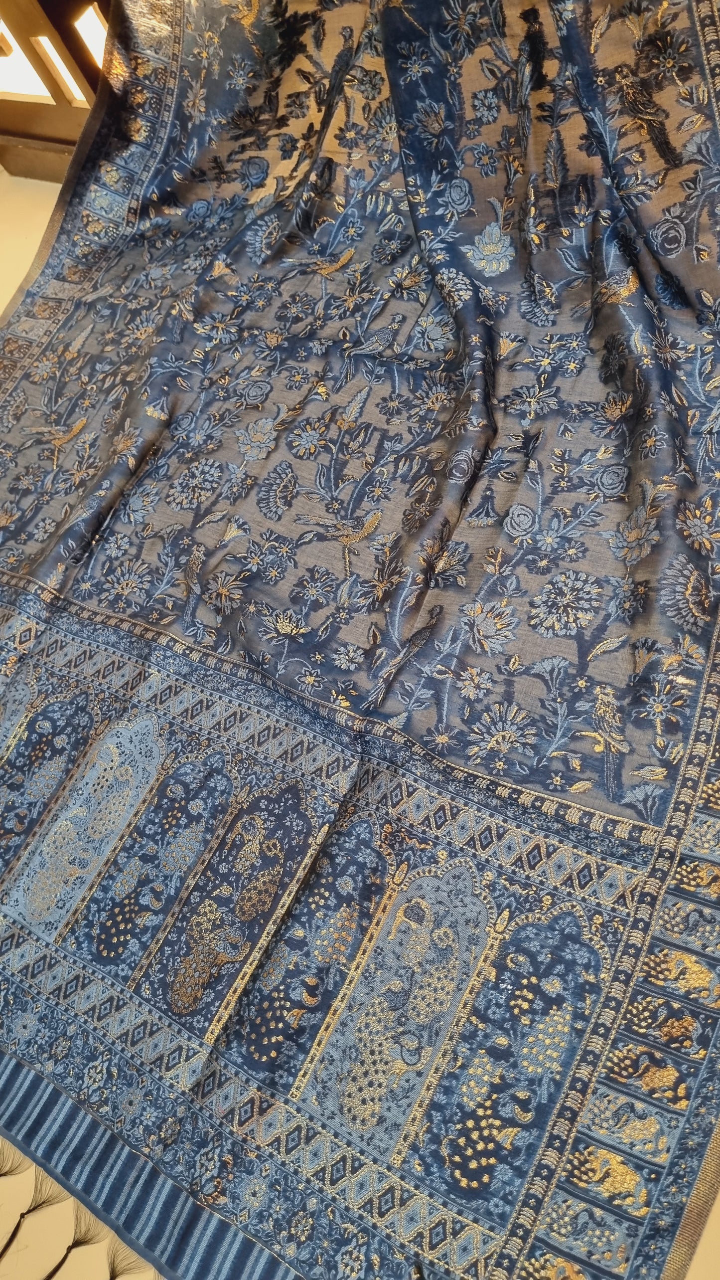 Kaani shawl: silk