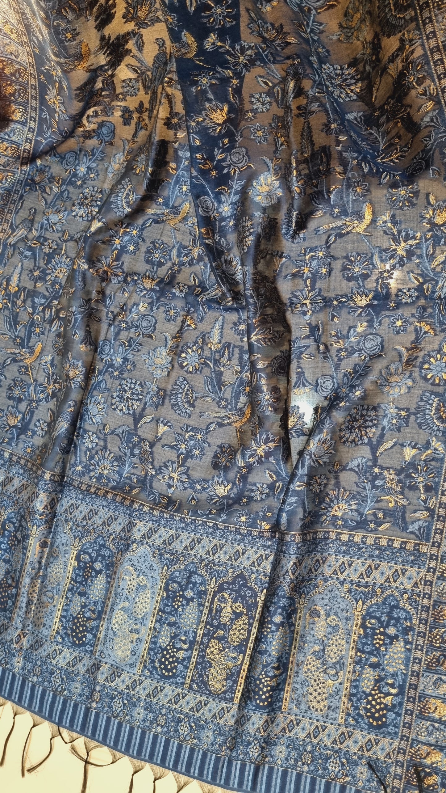 Kaani shawl: silk