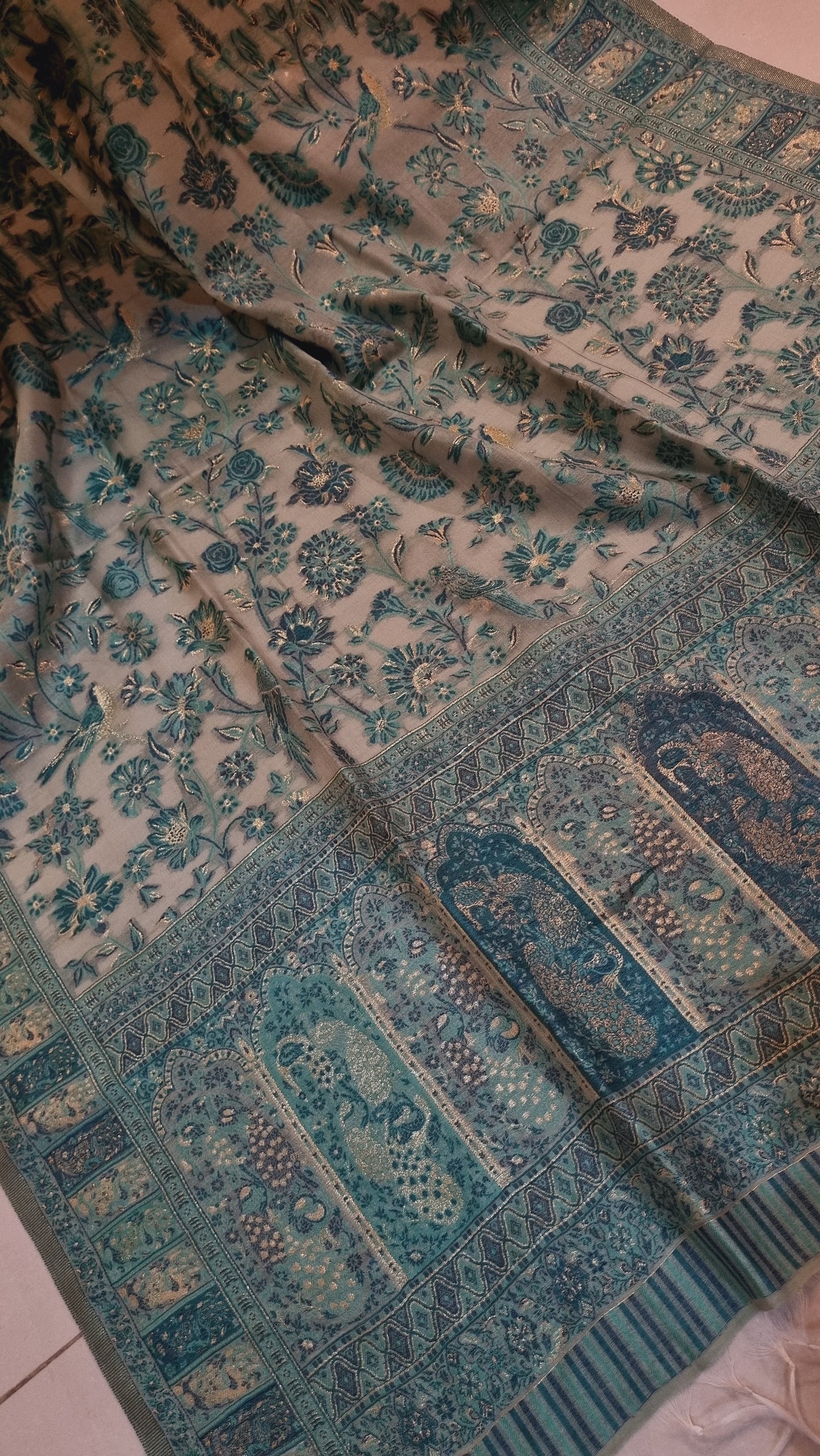 Kaani shawl: silk
