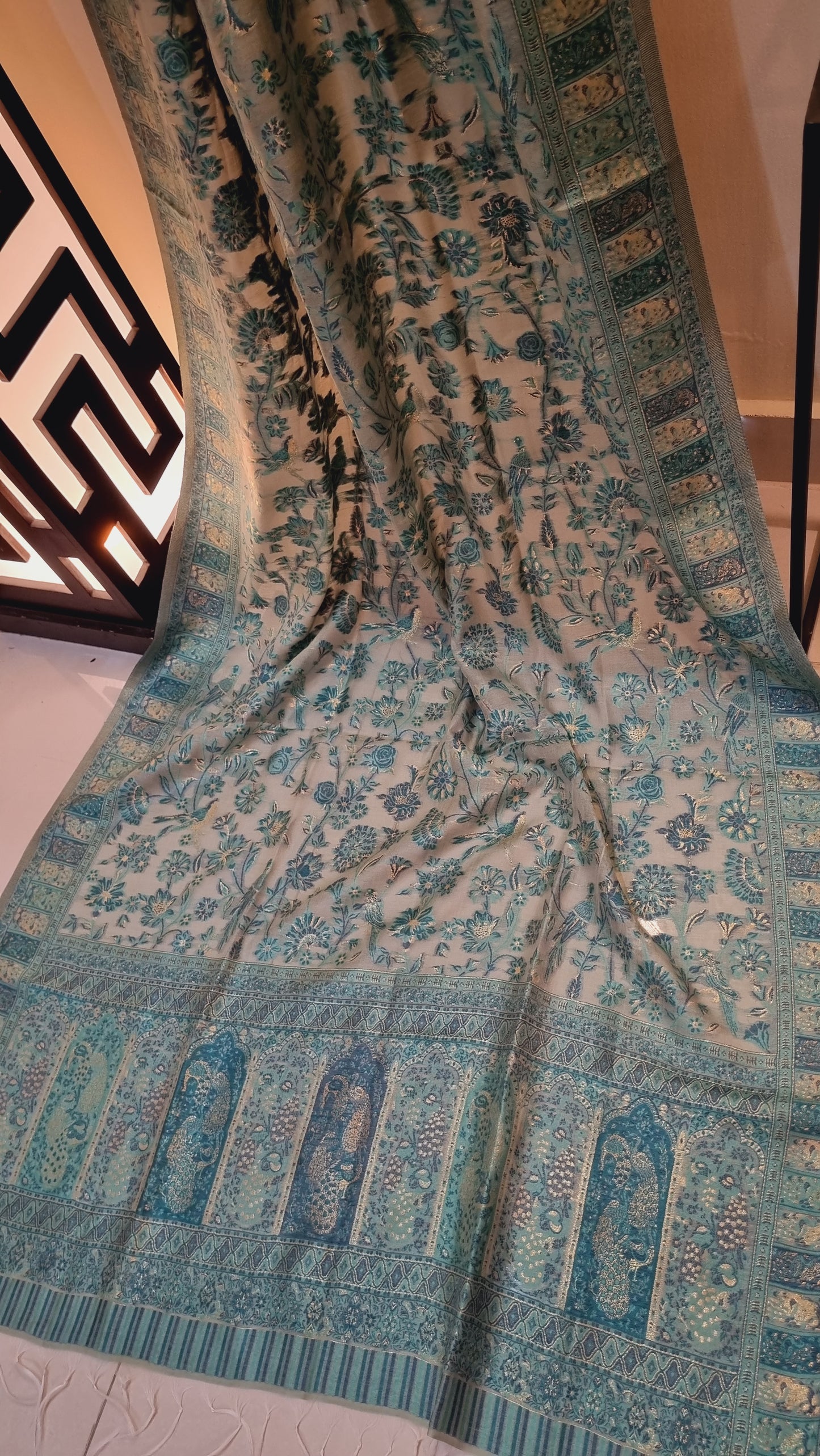 Kaani shawl: silk