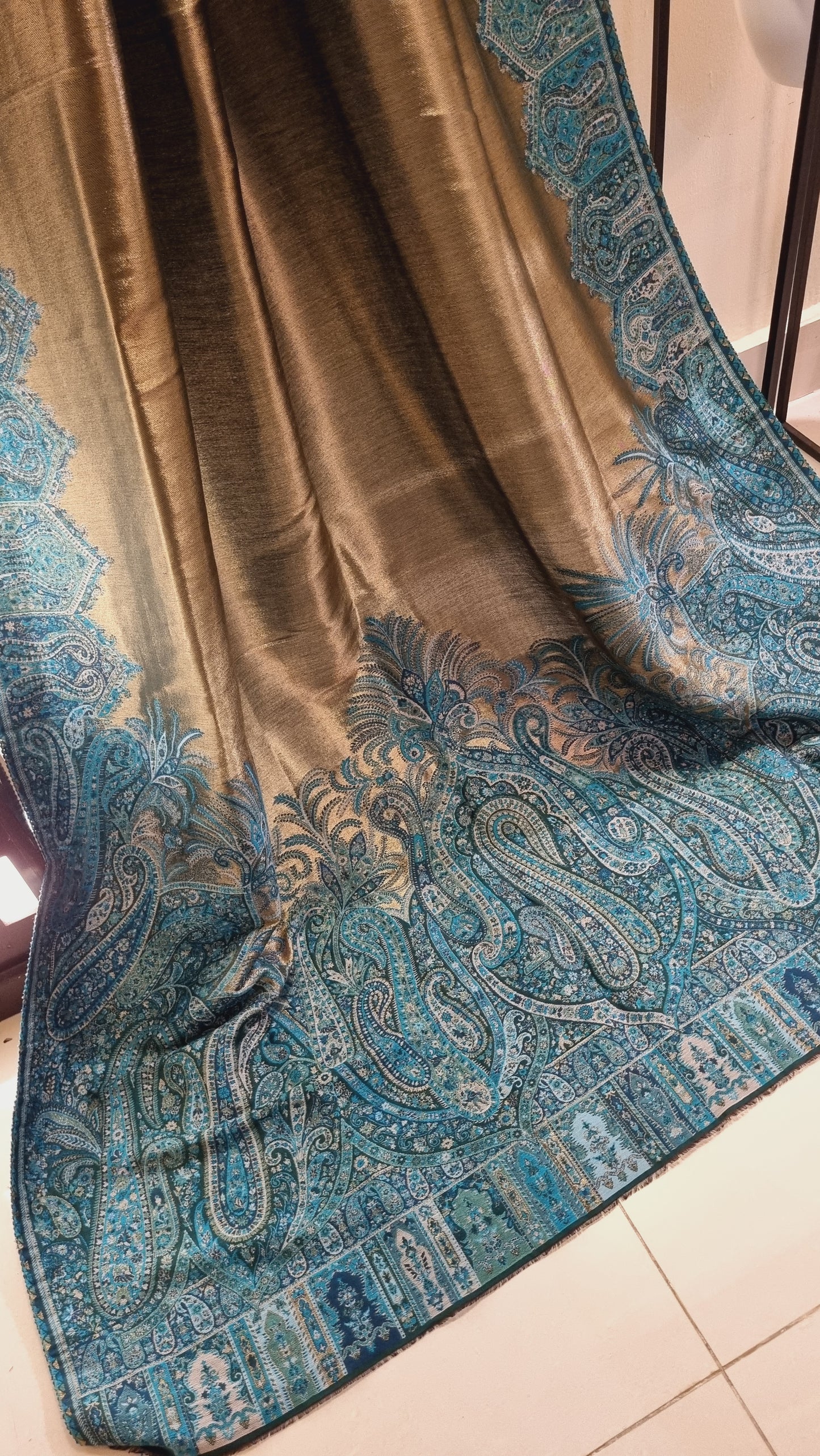 Kaani shawl: Moonlight