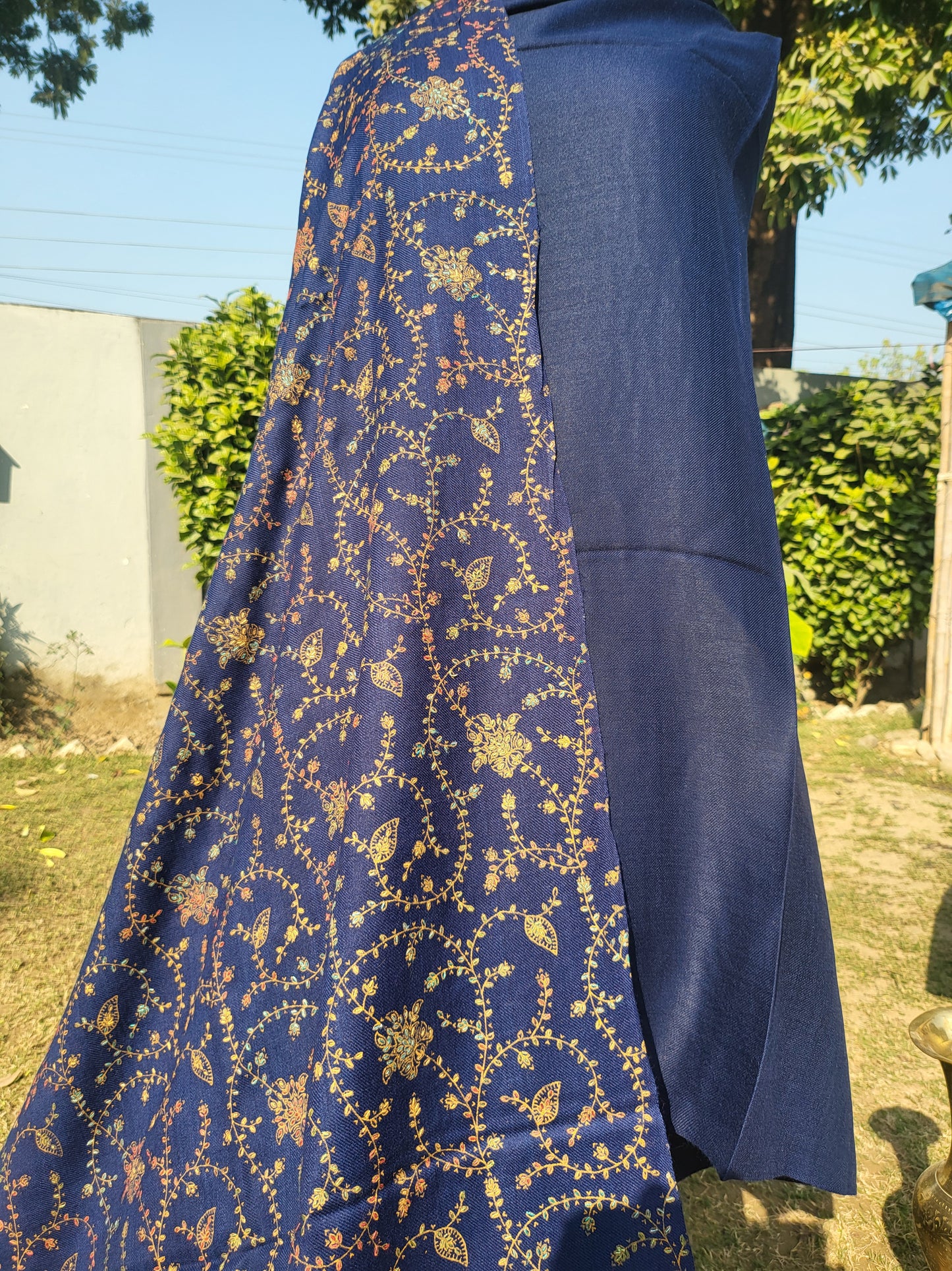 Hand embroidered: shawl