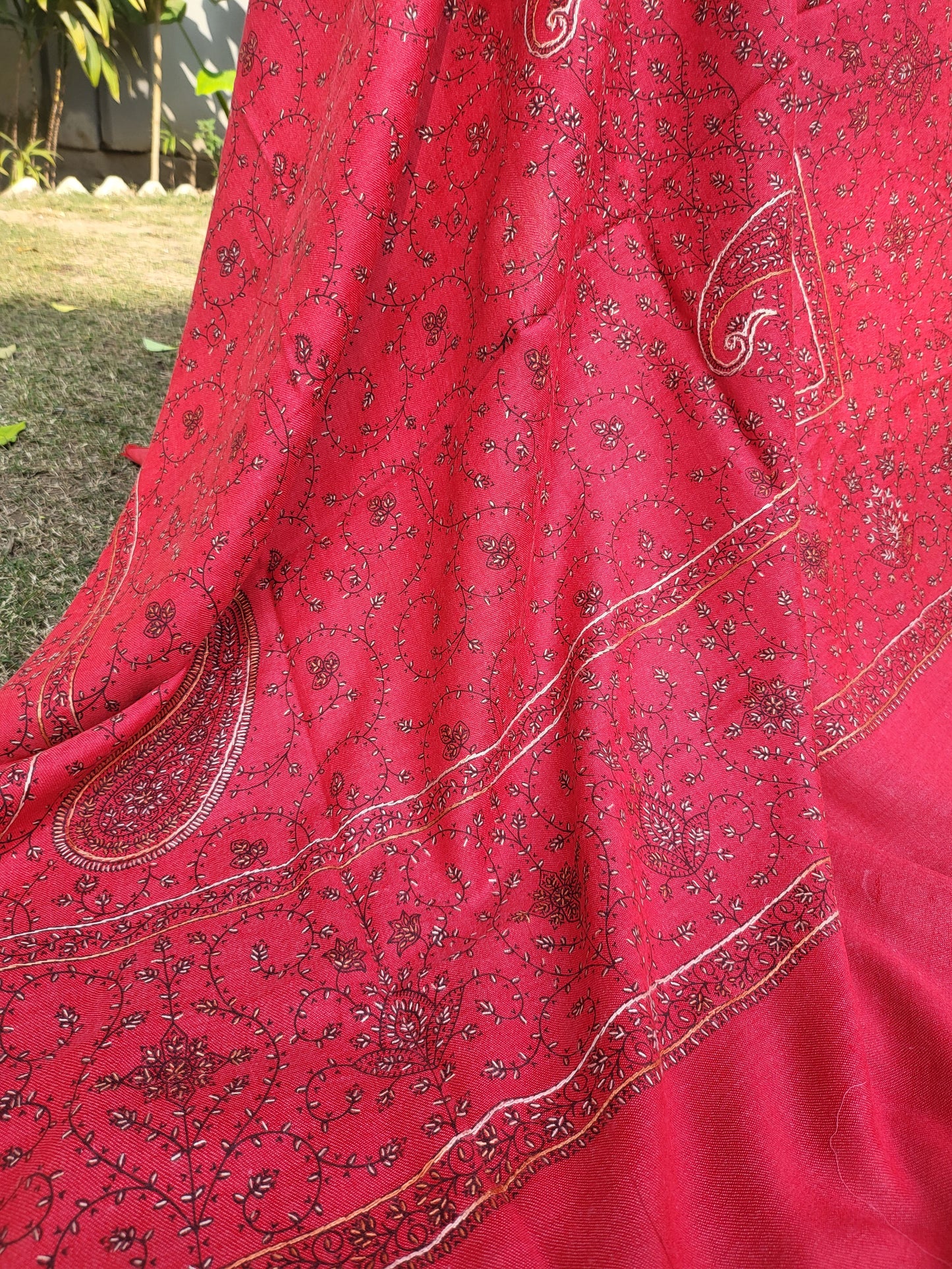 Hand embroidered: shawl