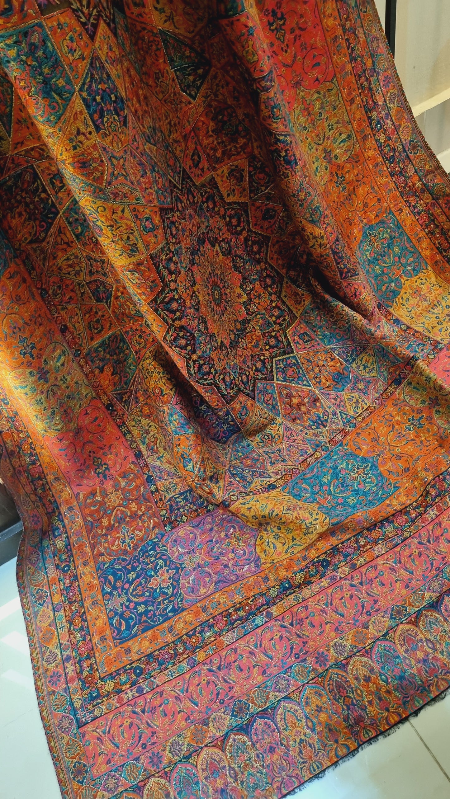 Shahjahani kaani: toosh