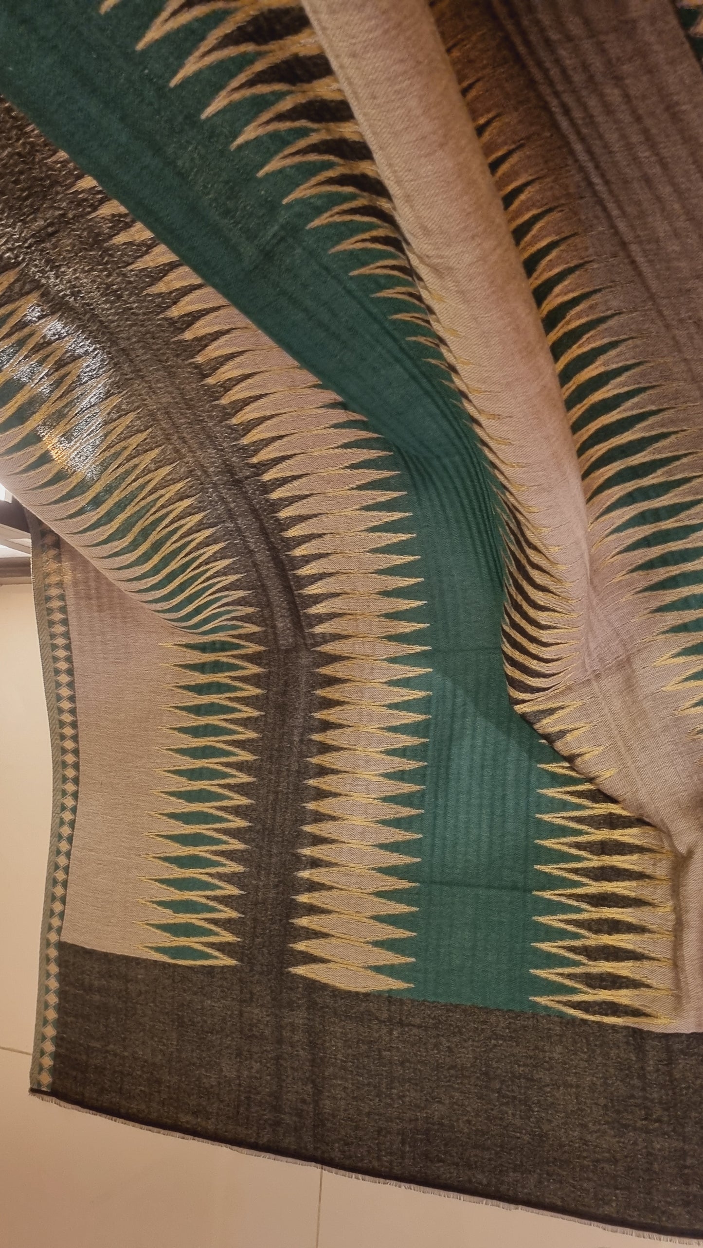 Reversible kaani shawl: Moonlight