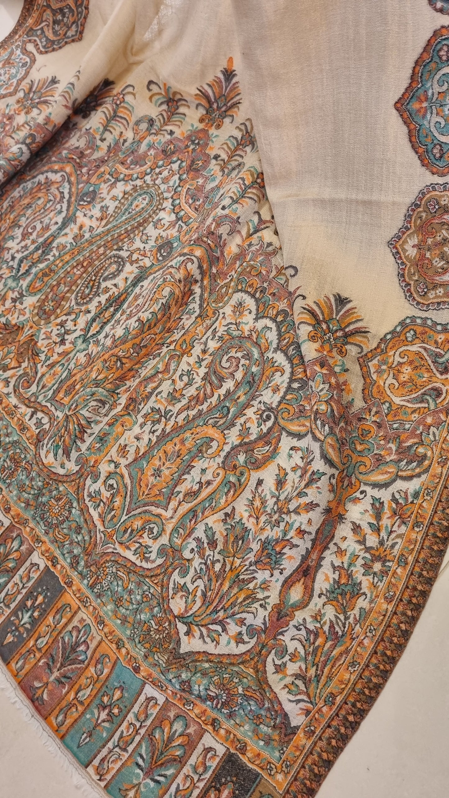 Moonlight toosh kaani shawl