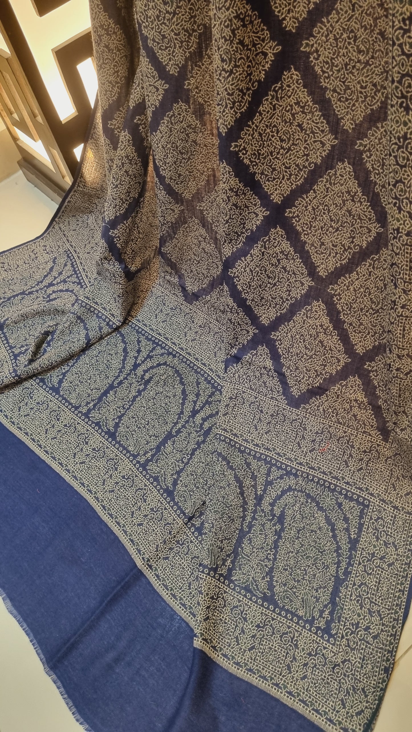 Kaani shawl: woollen pashmina