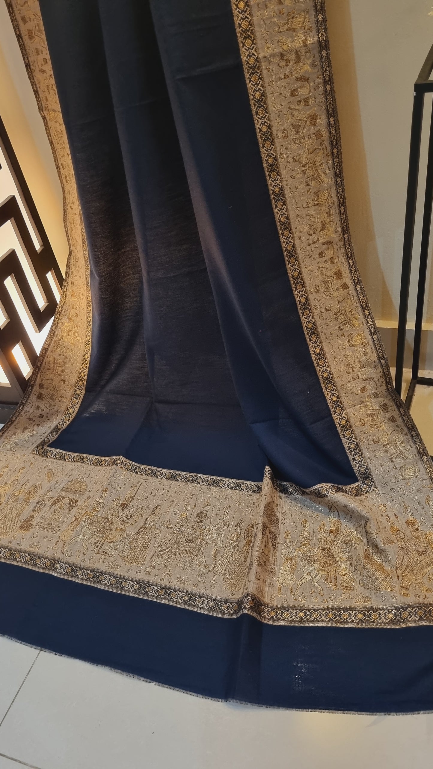 Kaani shawl: Pashmina