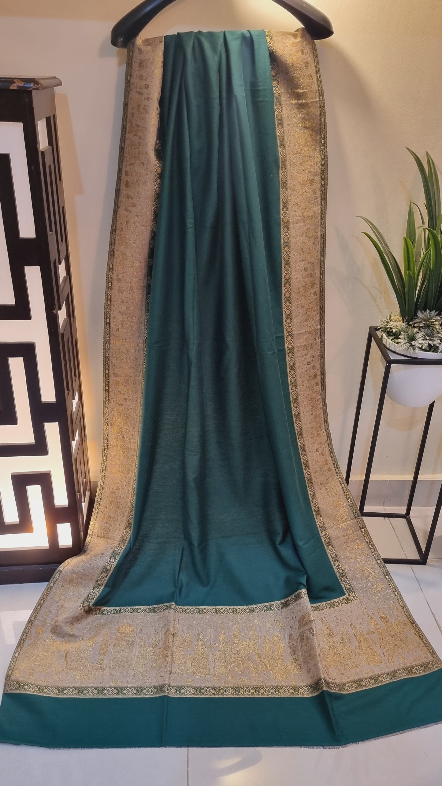Kaani shawl: Pashmina