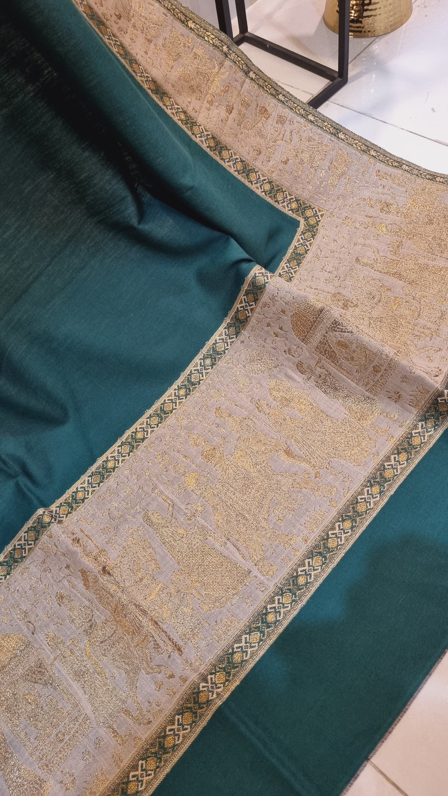 Kaani shawl: Pashmina