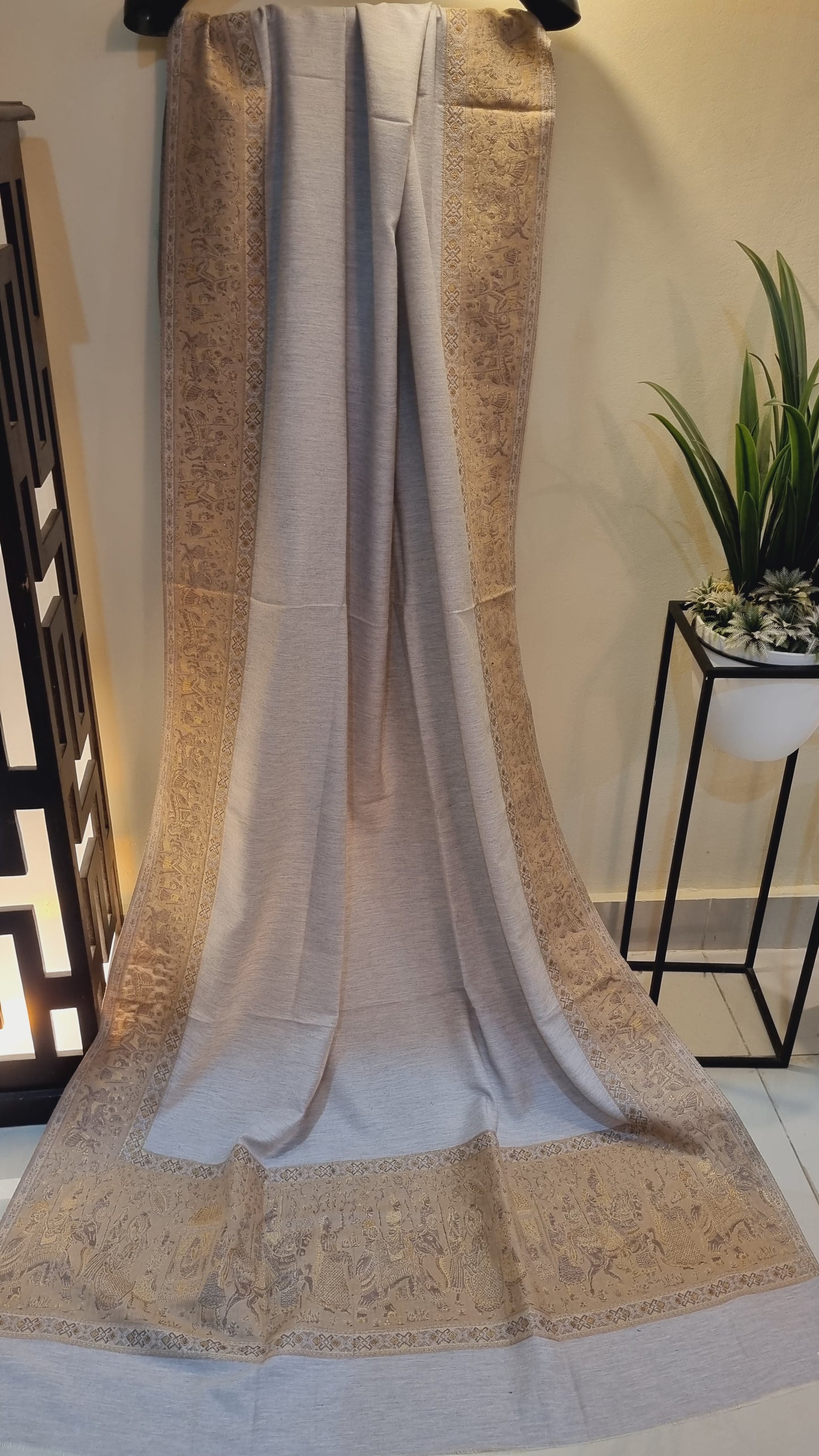 Kaani shawl: Pashmina