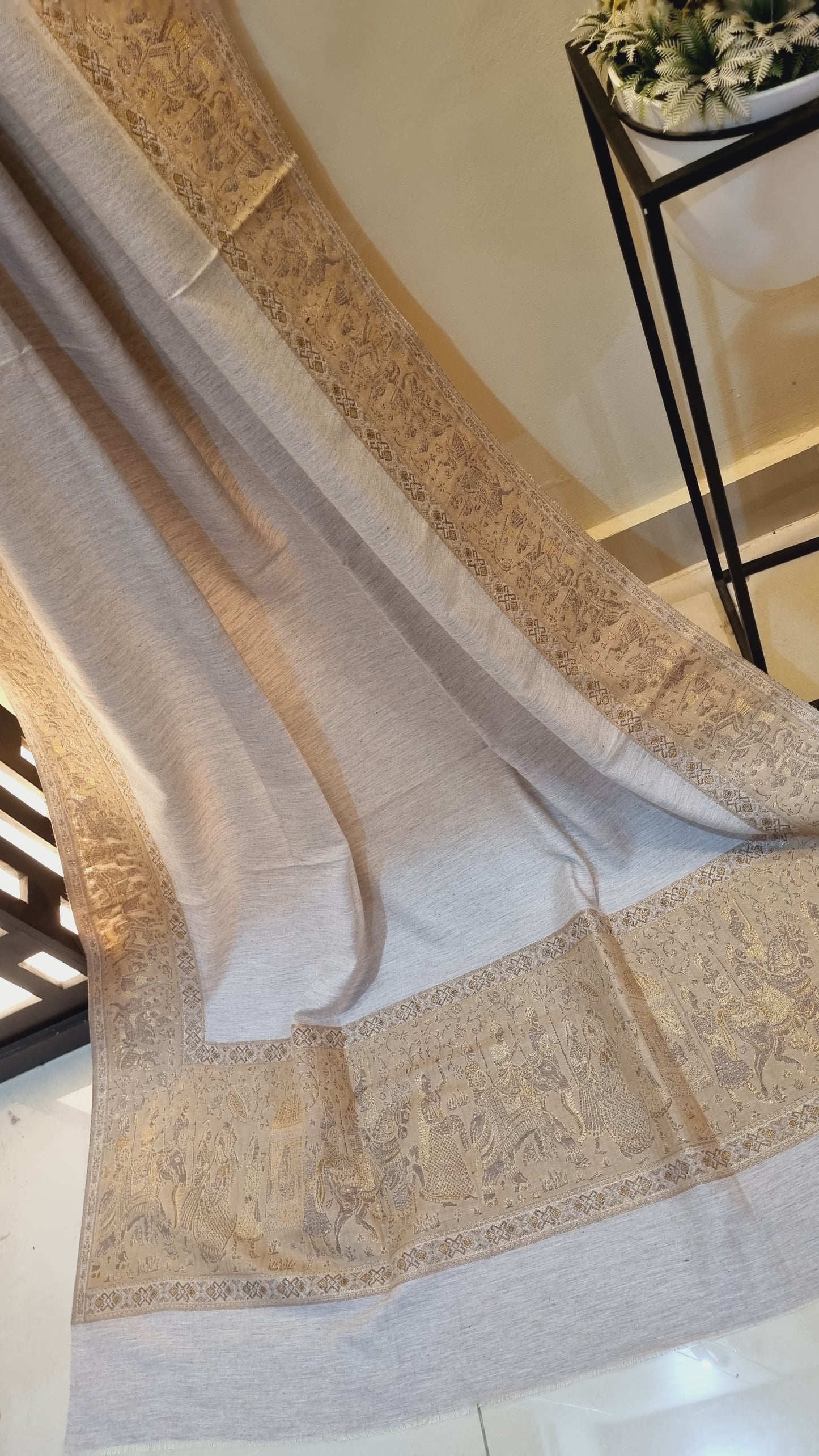 Kaani shawl: Pashmina