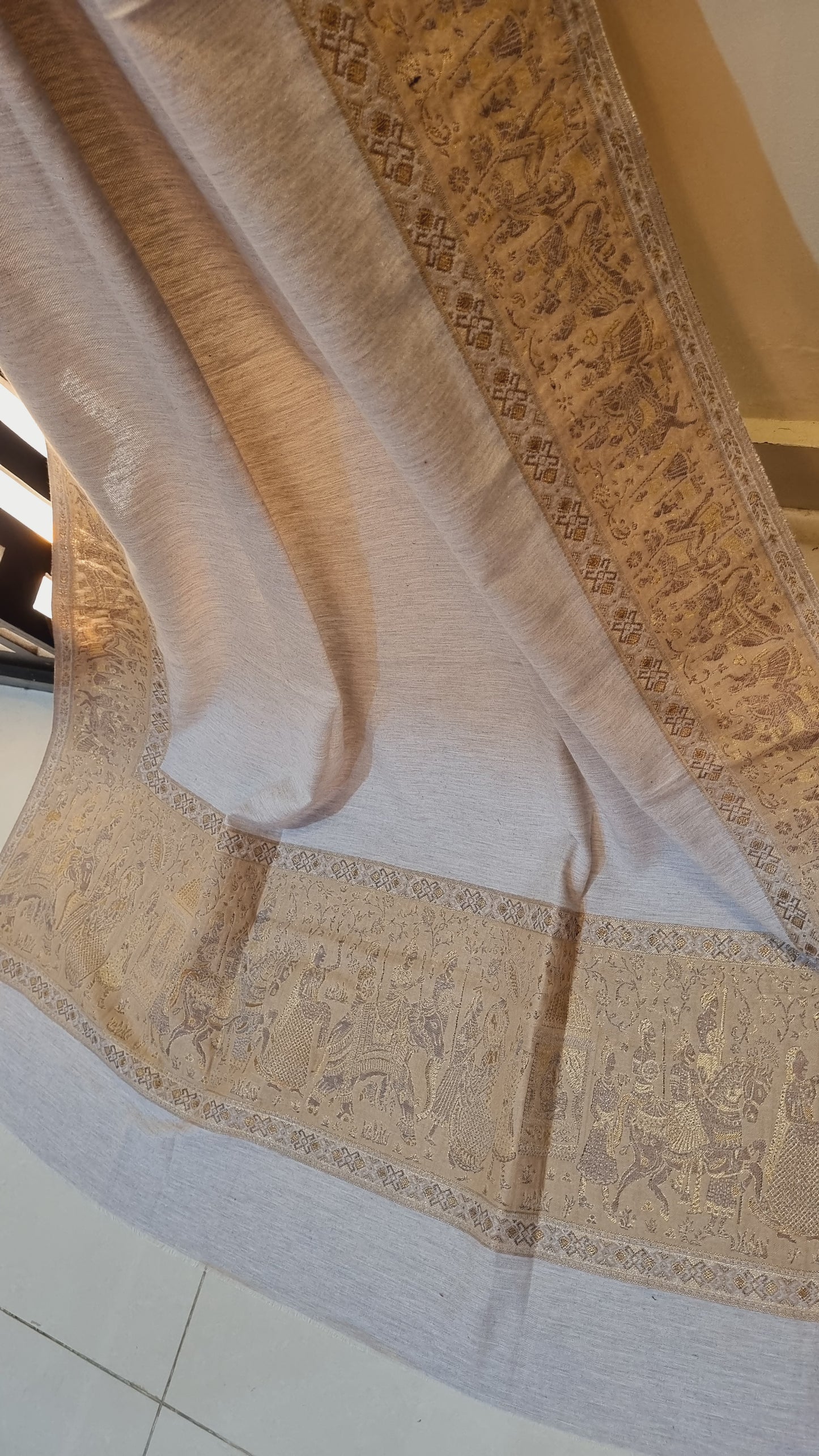 Kaani shawl: Pashmina