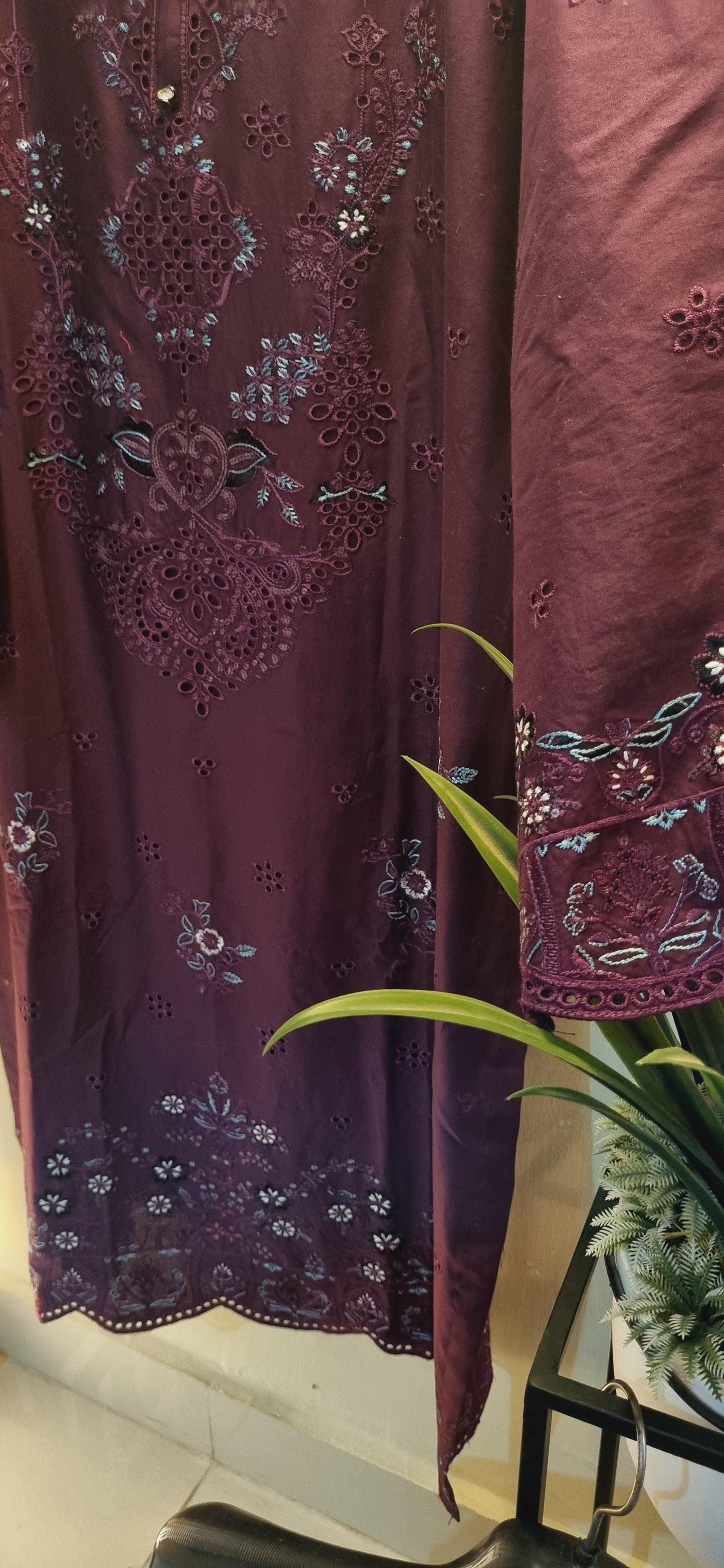 Berry bold