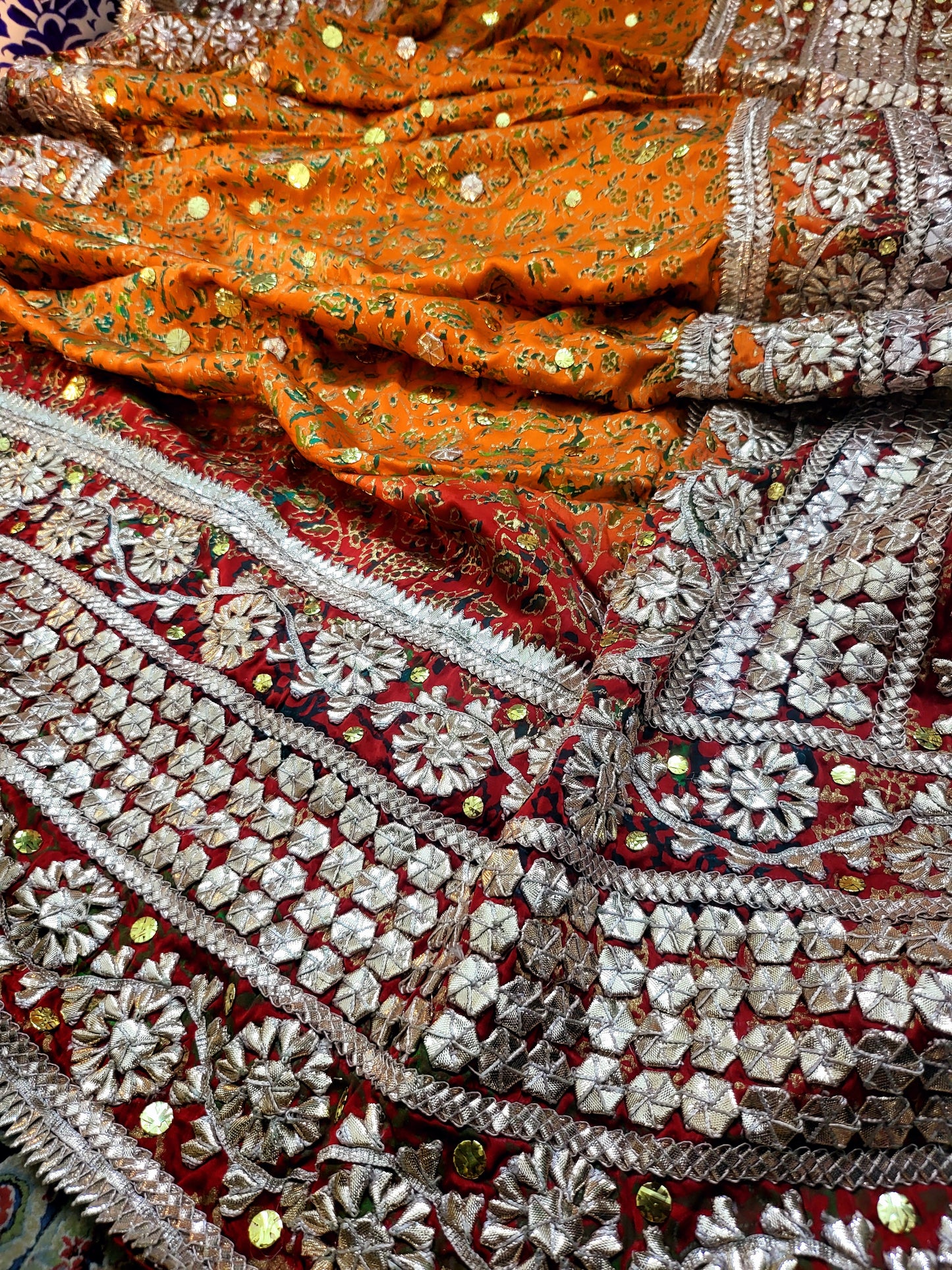 Pure silk shawl: hand made