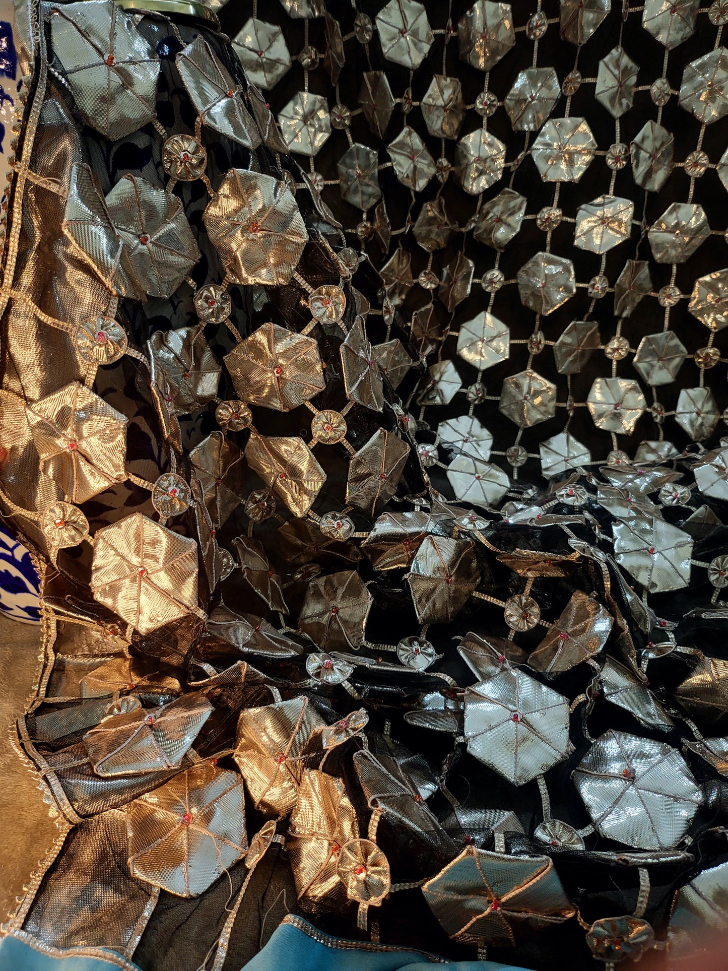 Gota dupata: organza