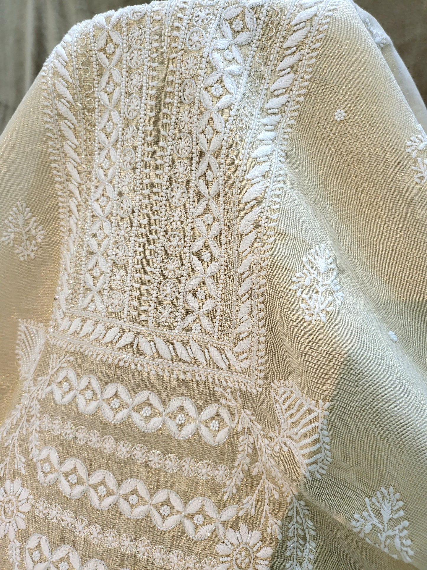 Chanderi set : Hand Embroidered