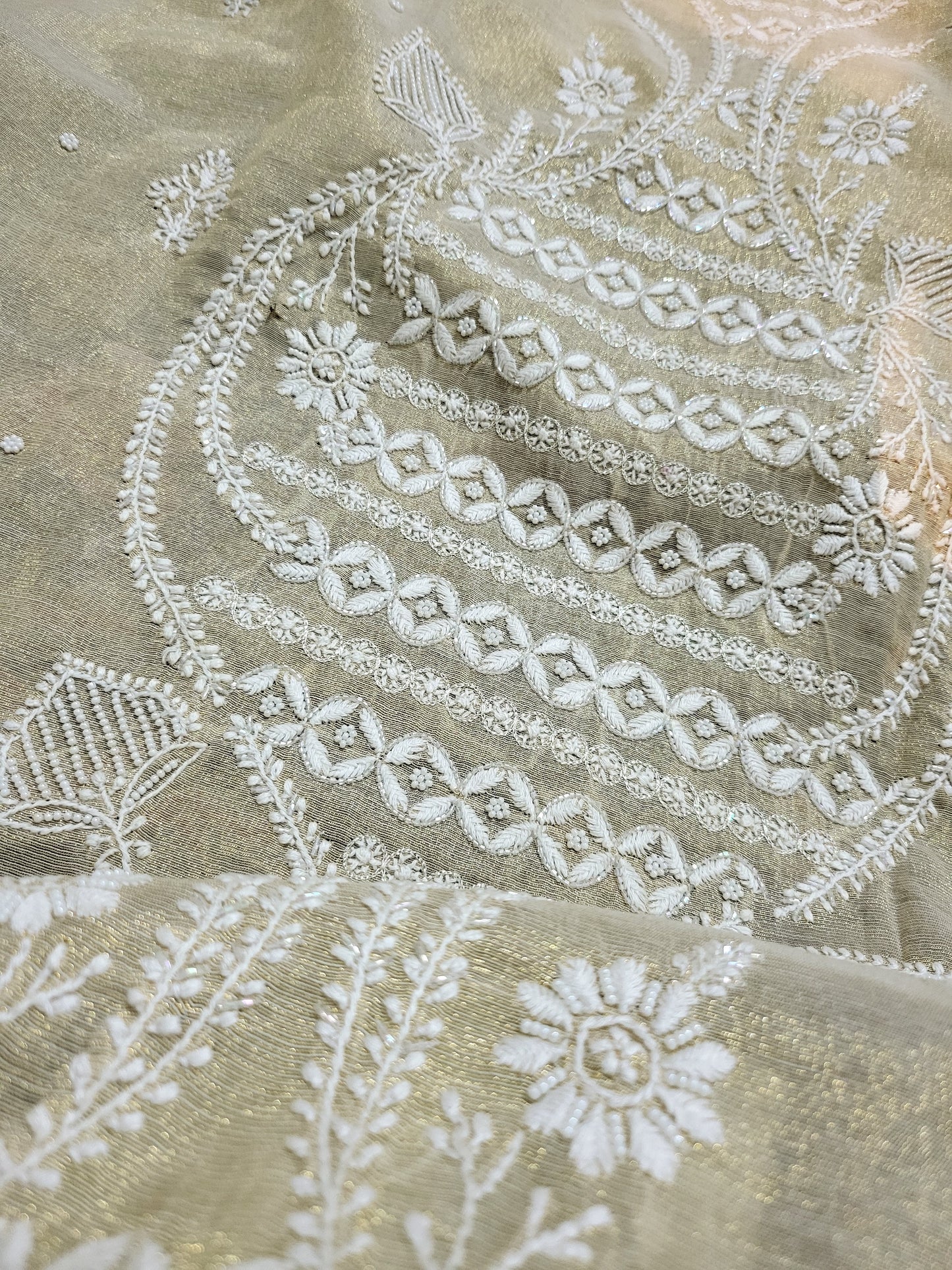 Chanderi set : Hand Embroidered