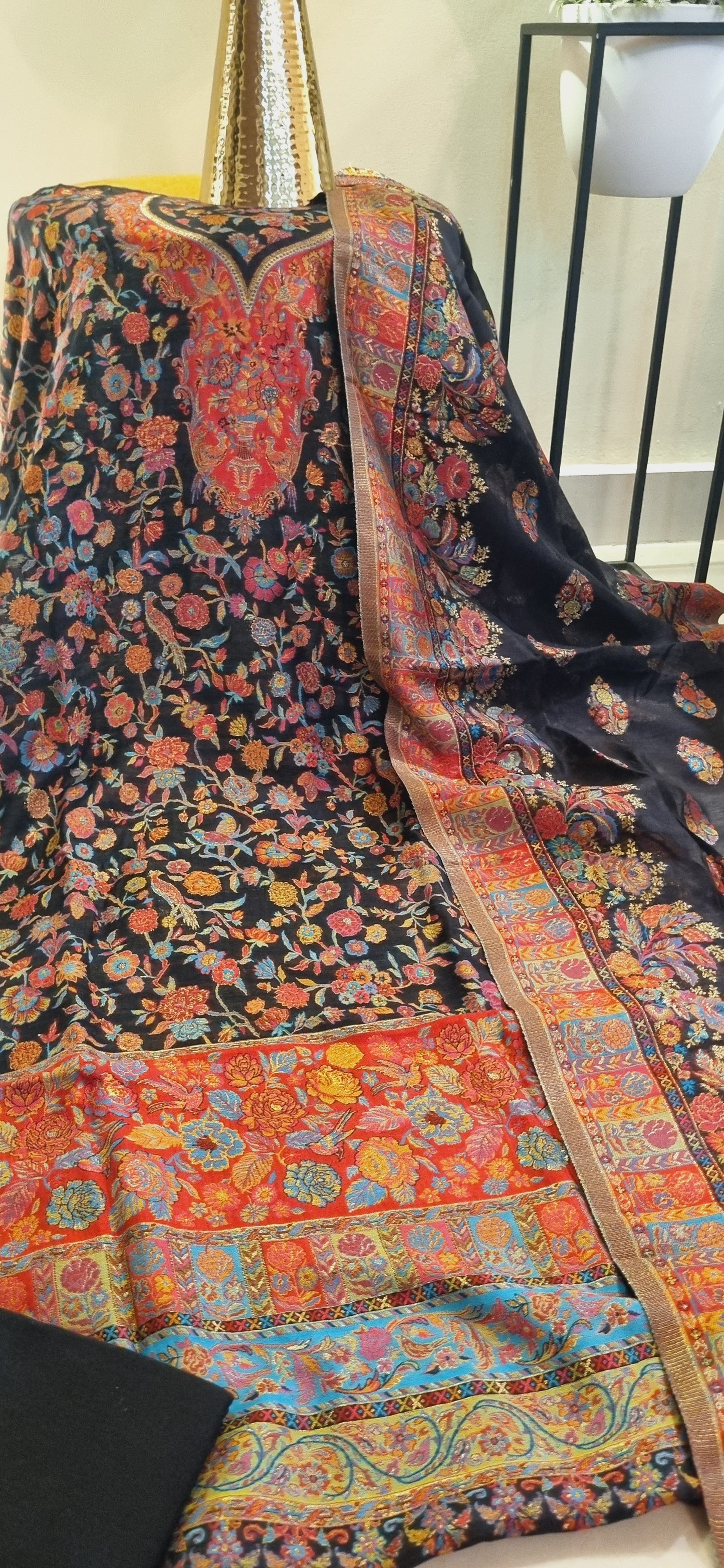 Silk kaani suit