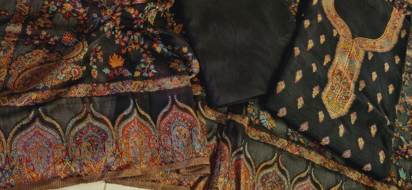 Silk kaani suit
