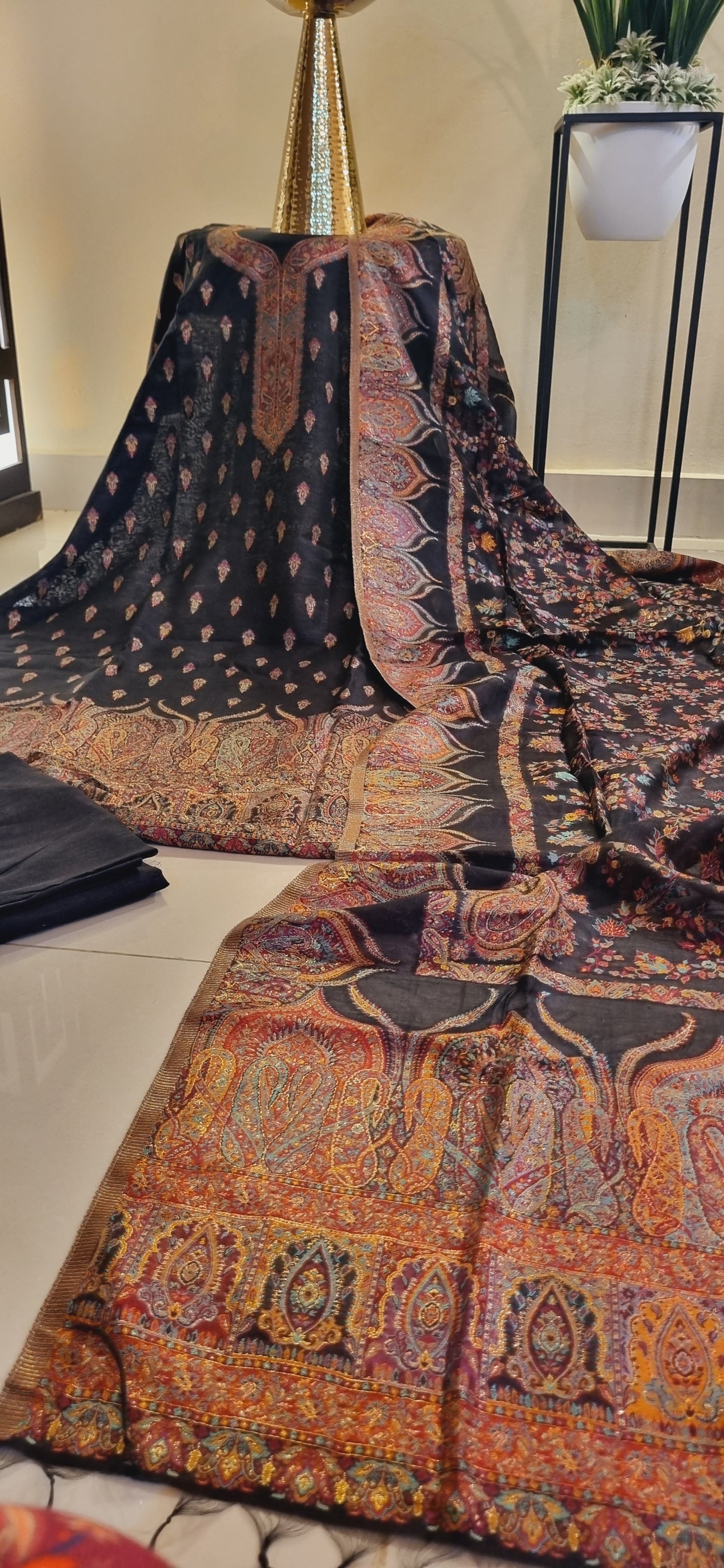 Silk kaani suit