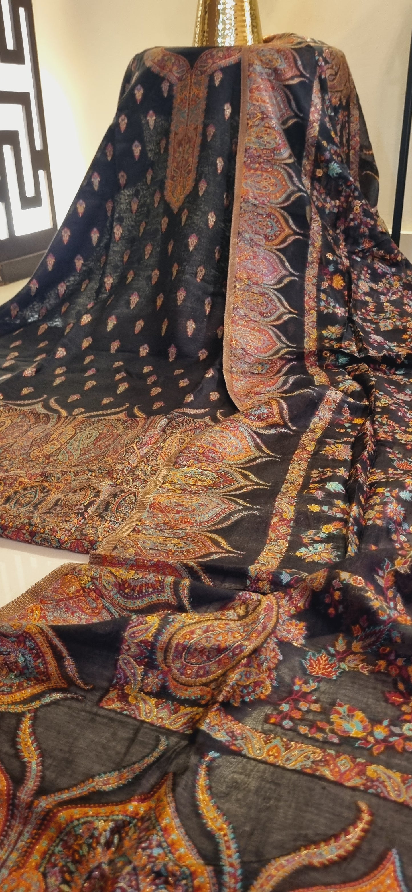 Silk kaani suit