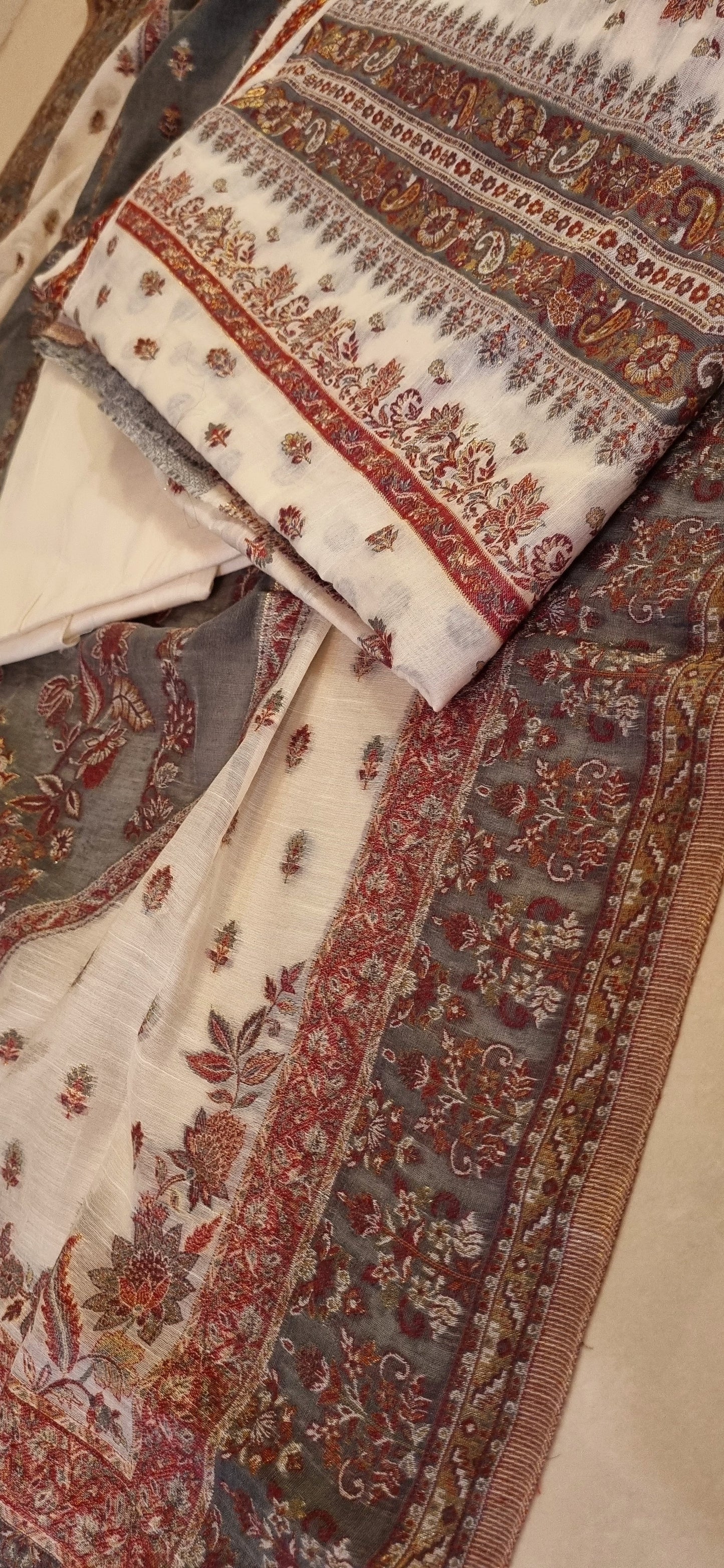 Silk kaani suit