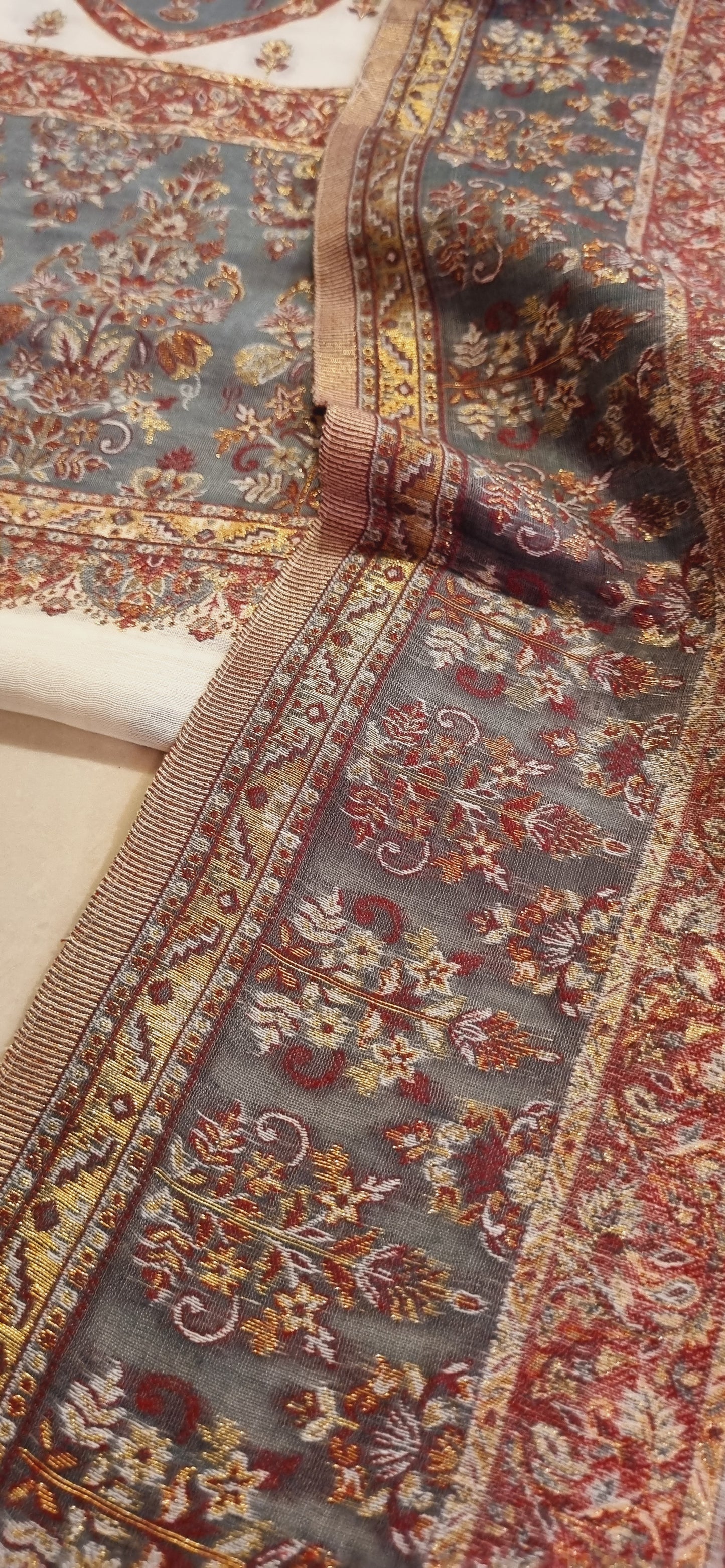 Silk kaani suit