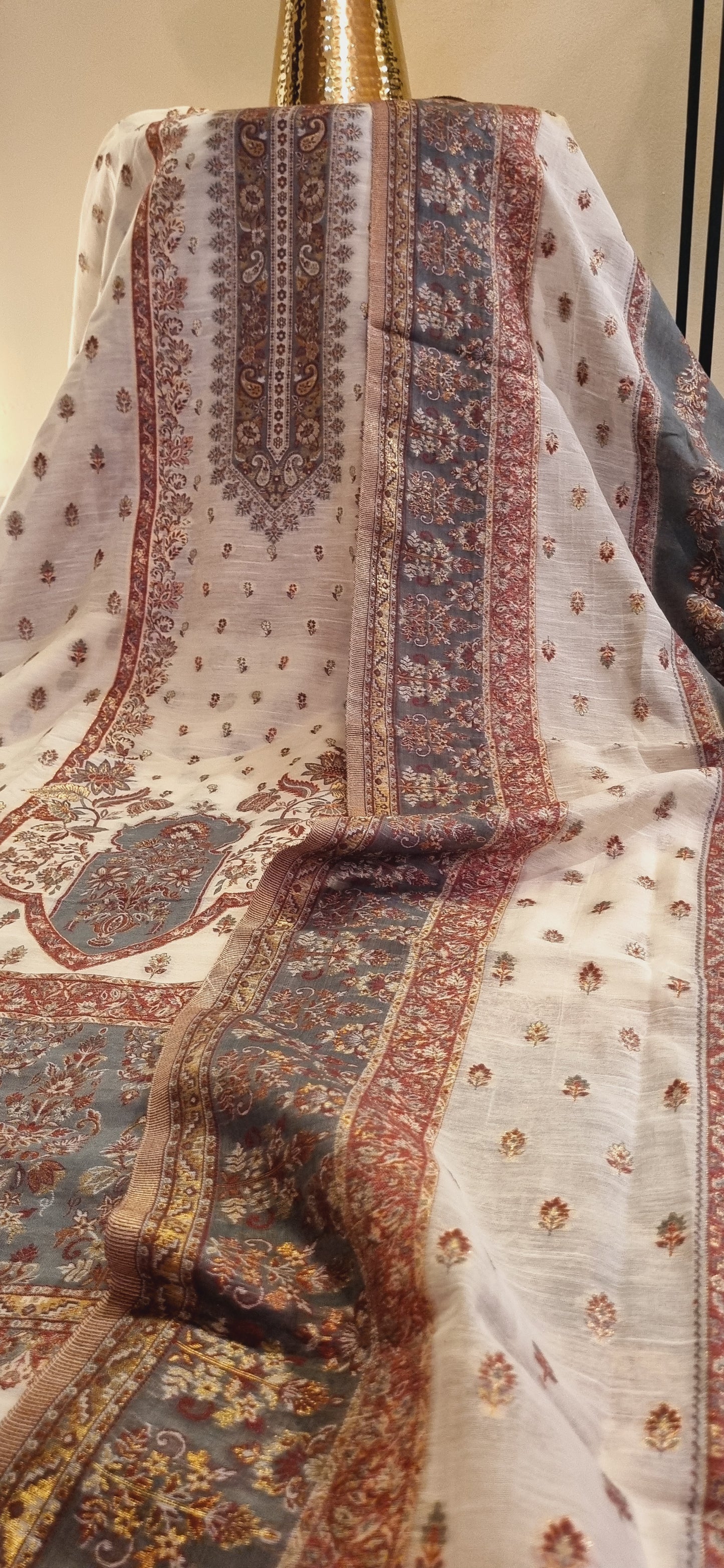 Silk kaani suit